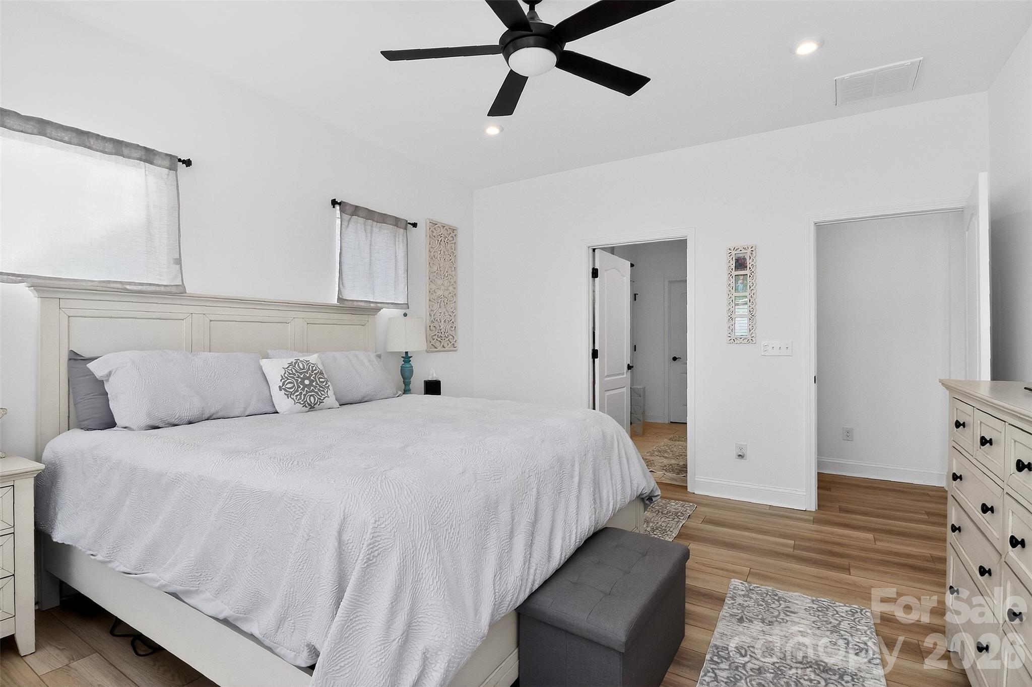709 Hinterland Lane — Matthews