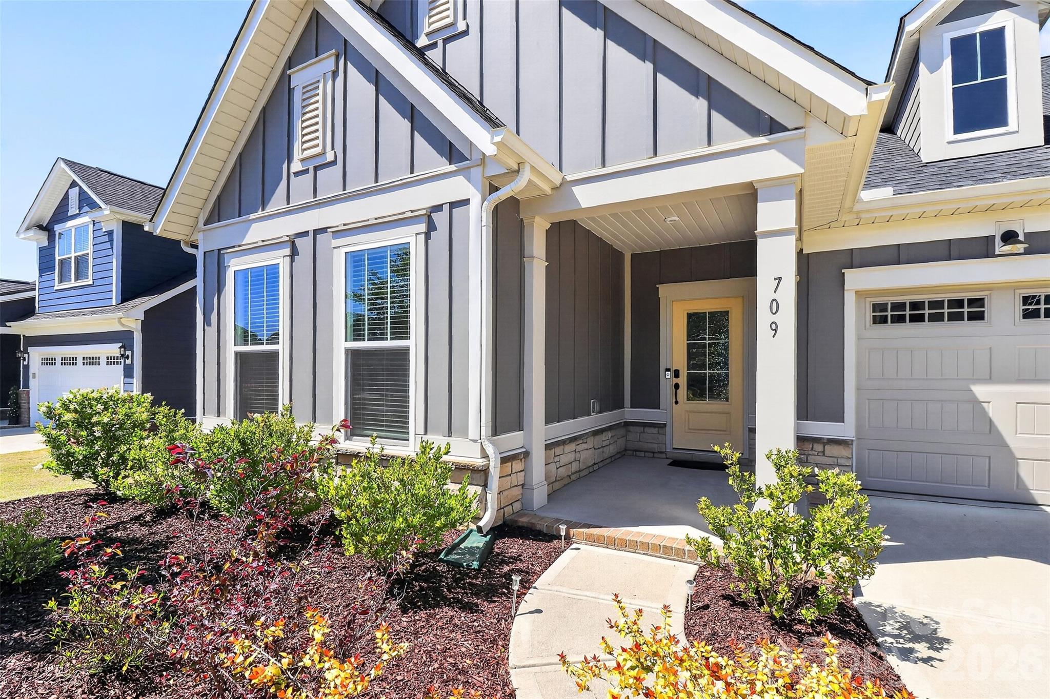 709 Hinterland Lane — Matthews