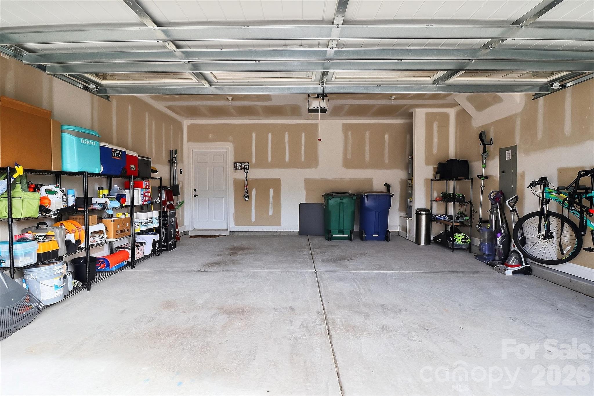 709 Hinterland Lane — Matthews