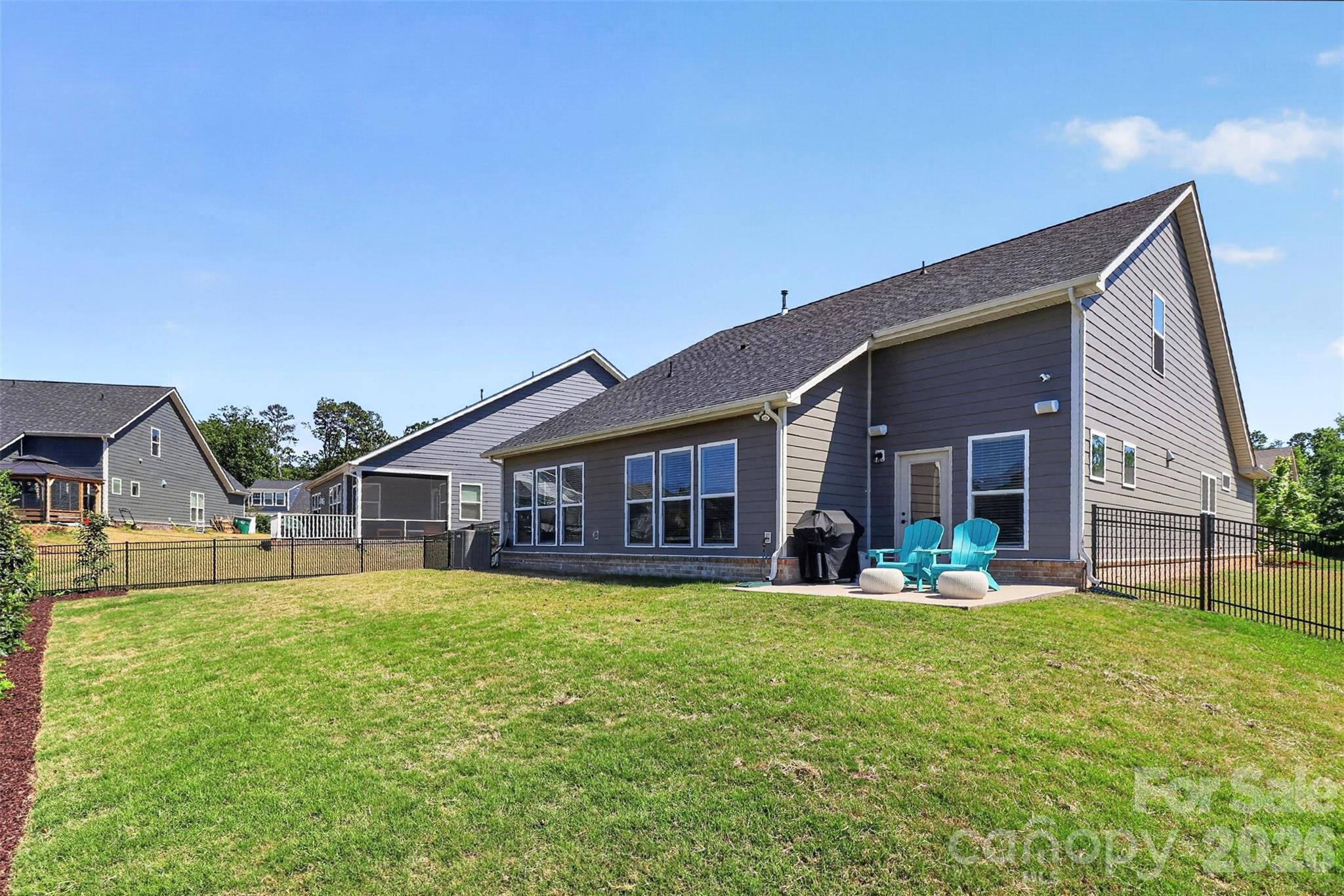 709 Hinterland Lane — Matthews