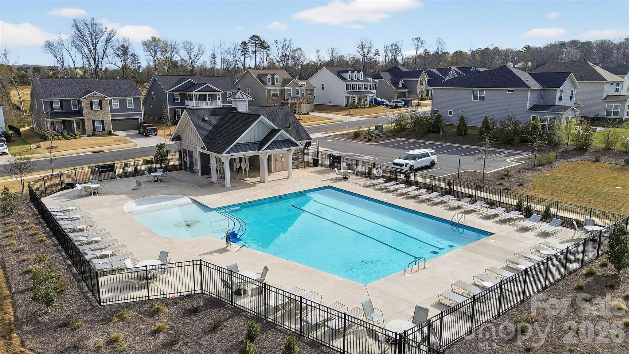 709 Hinterland Lane — Matthews