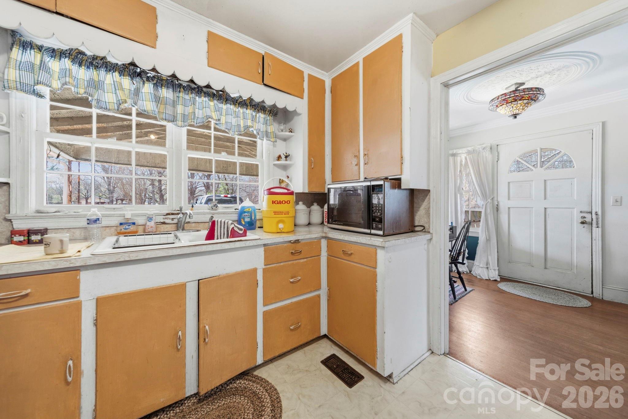 508 Washburn Switch Road — Shelby