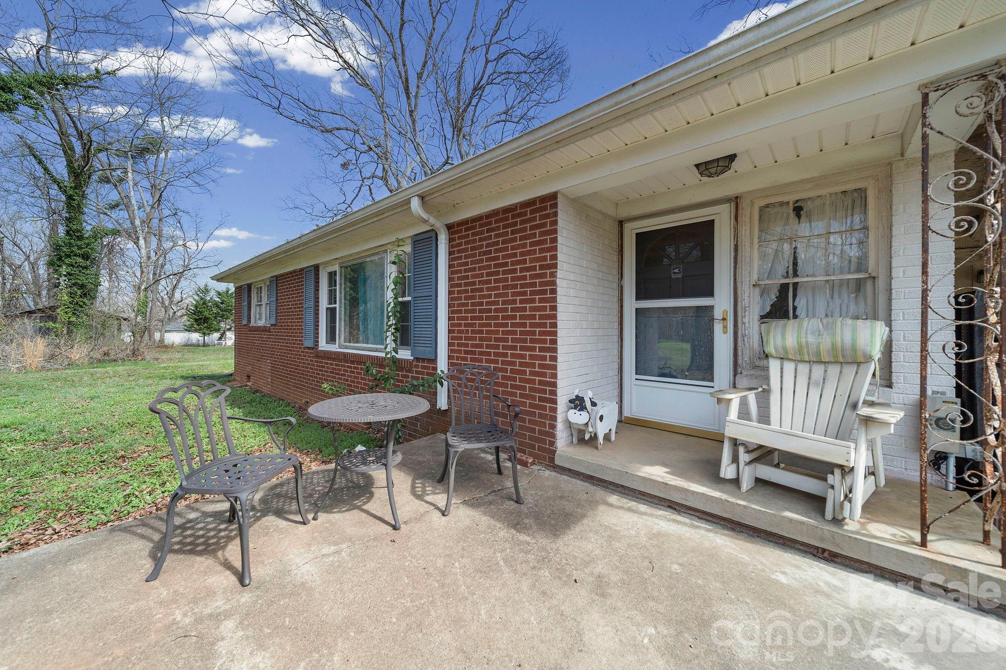 508 Washburn Switch Road — Shelby