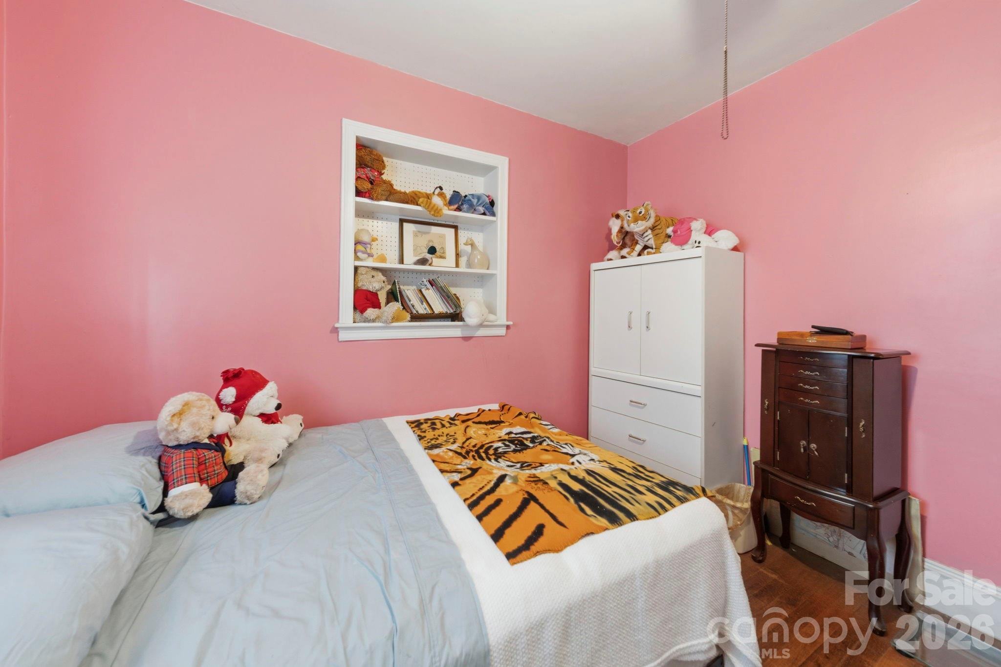 508 Washburn Switch Road — Shelby
