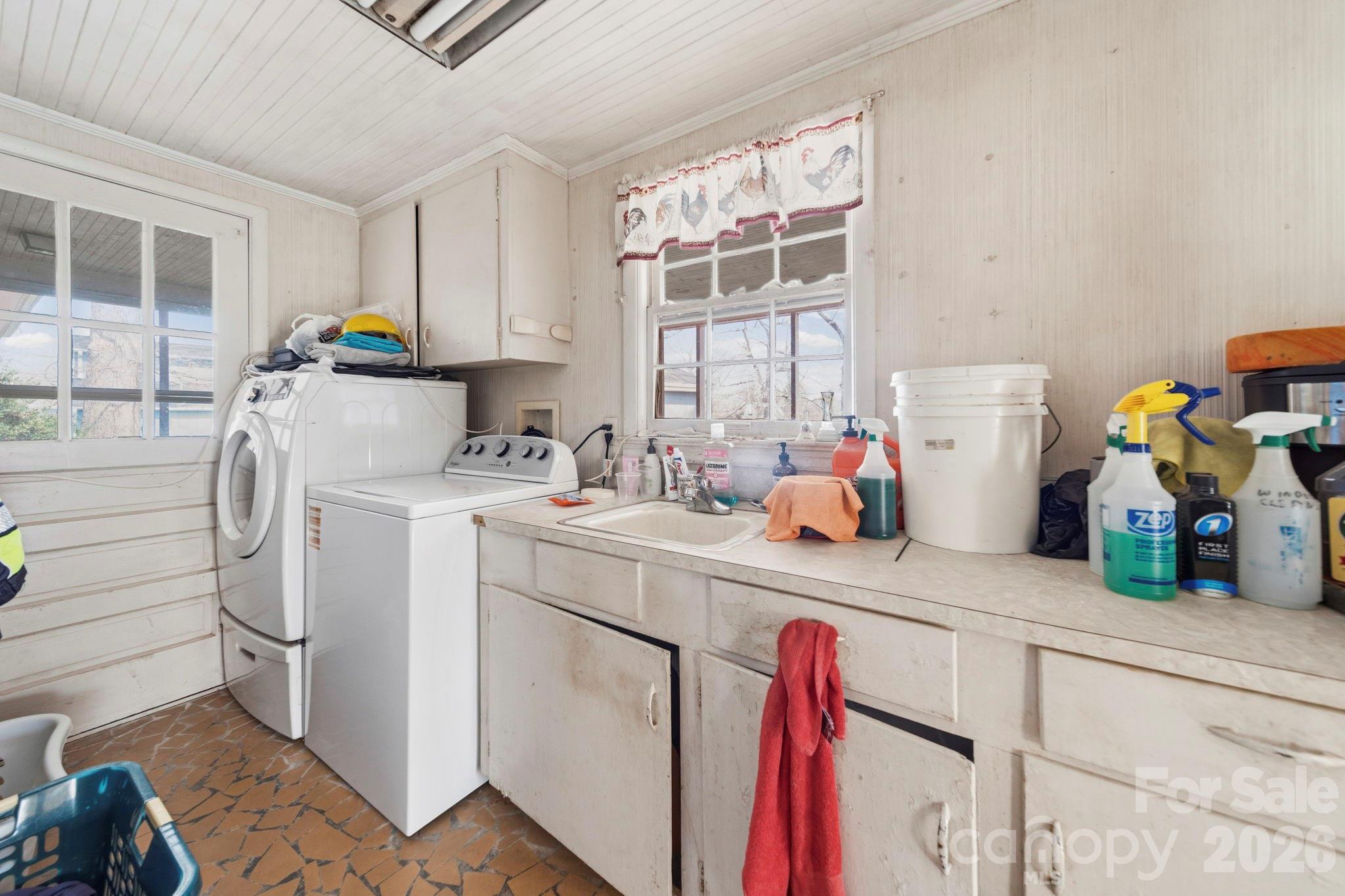 508 Washburn Switch Road — Shelby