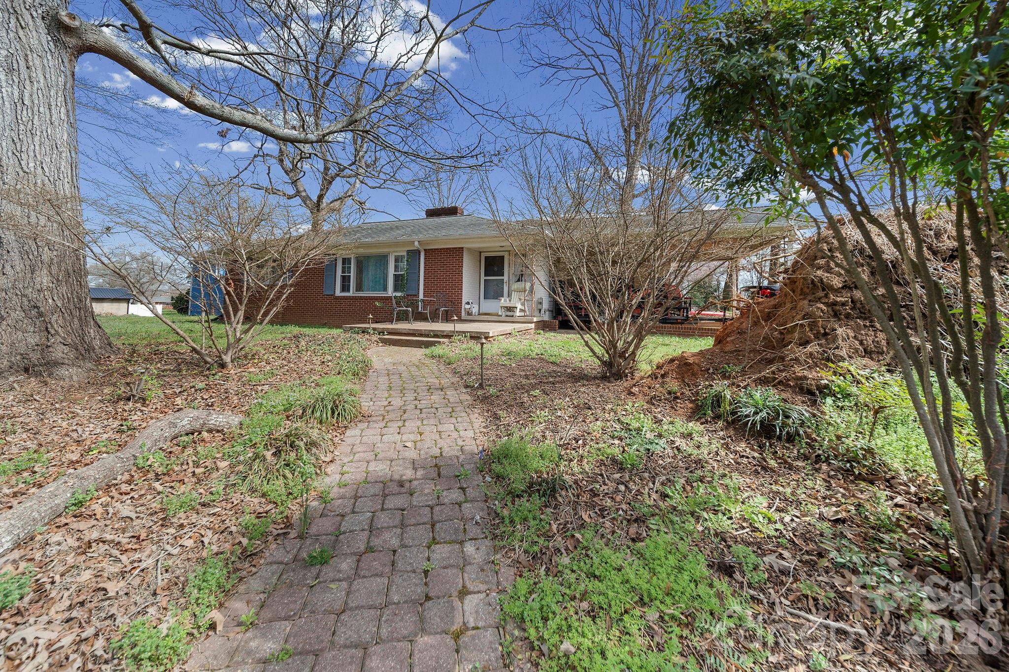 508 Washburn Switch Road — Shelby