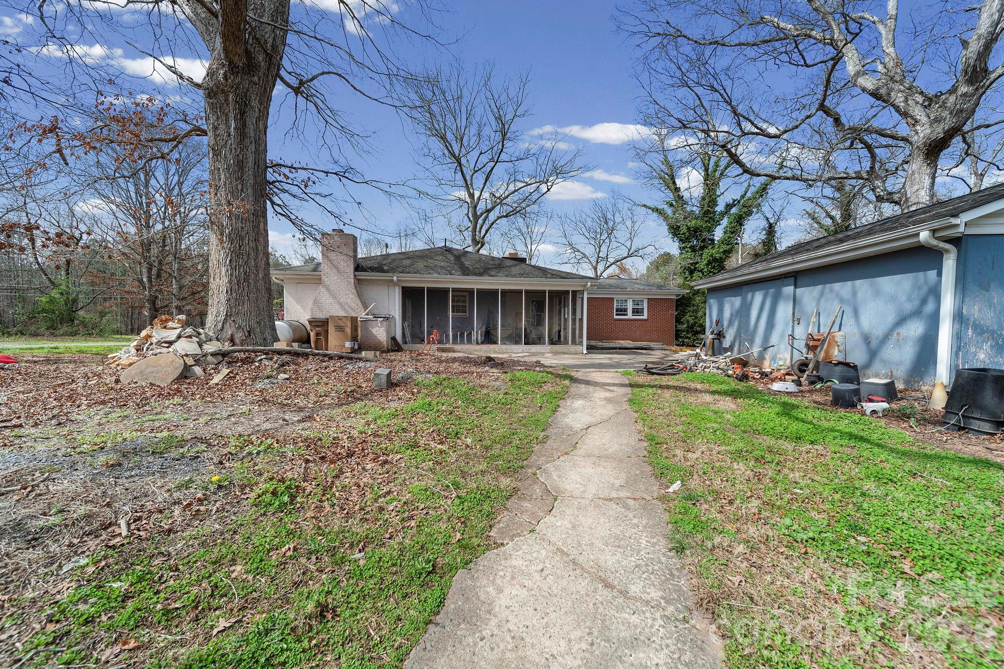508 Washburn Switch Road — Shelby
