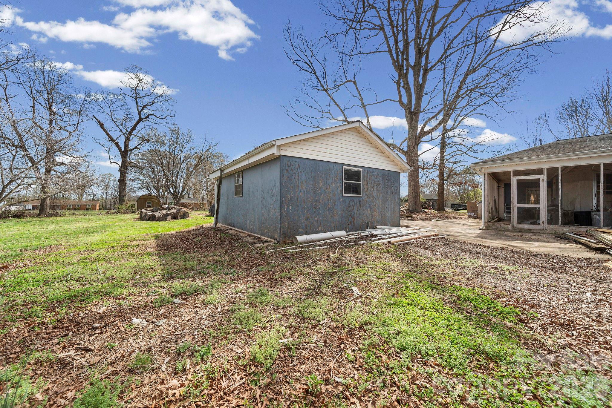 508 Washburn Switch Road — Shelby