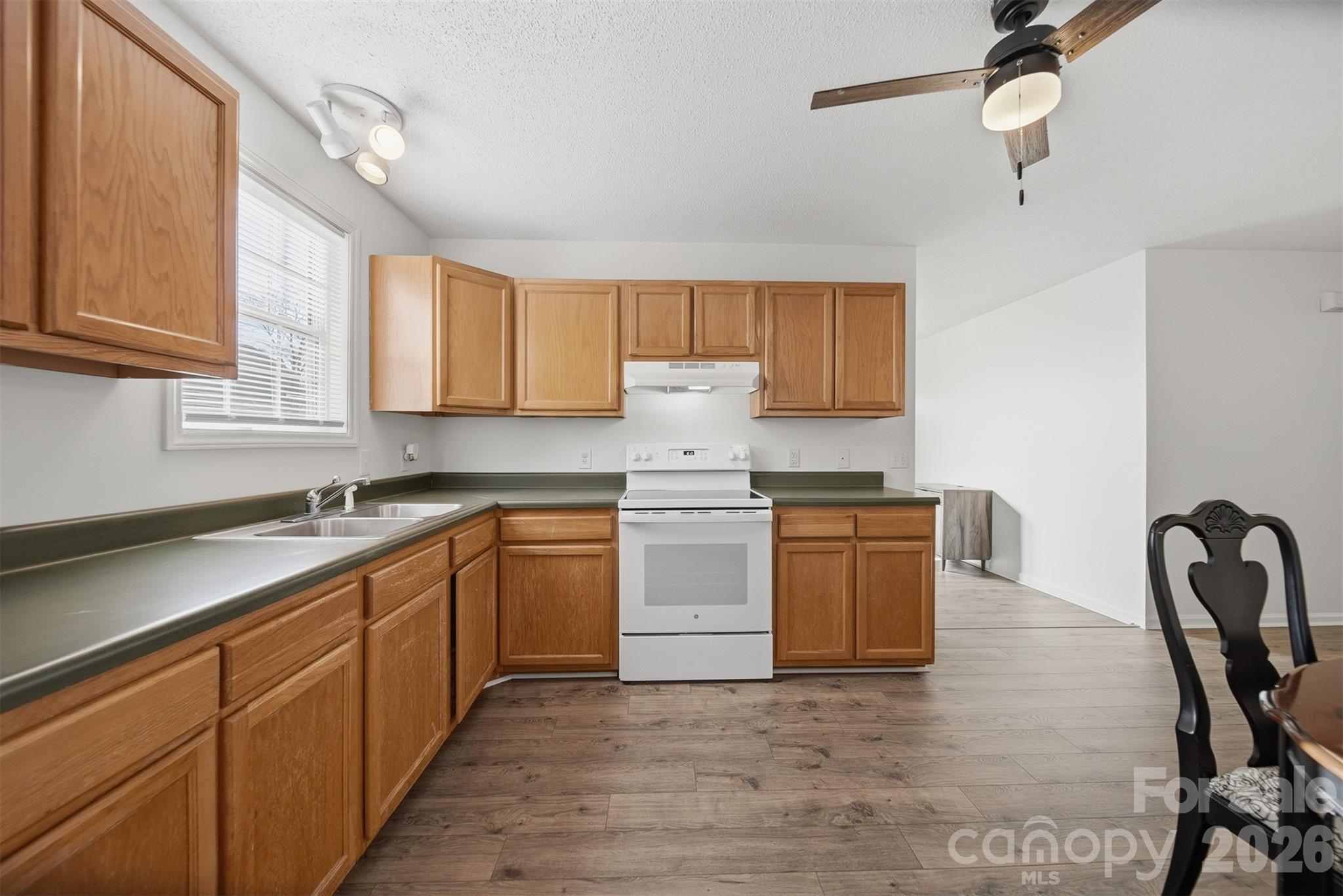 828 Cline Avenue SW — Valdese