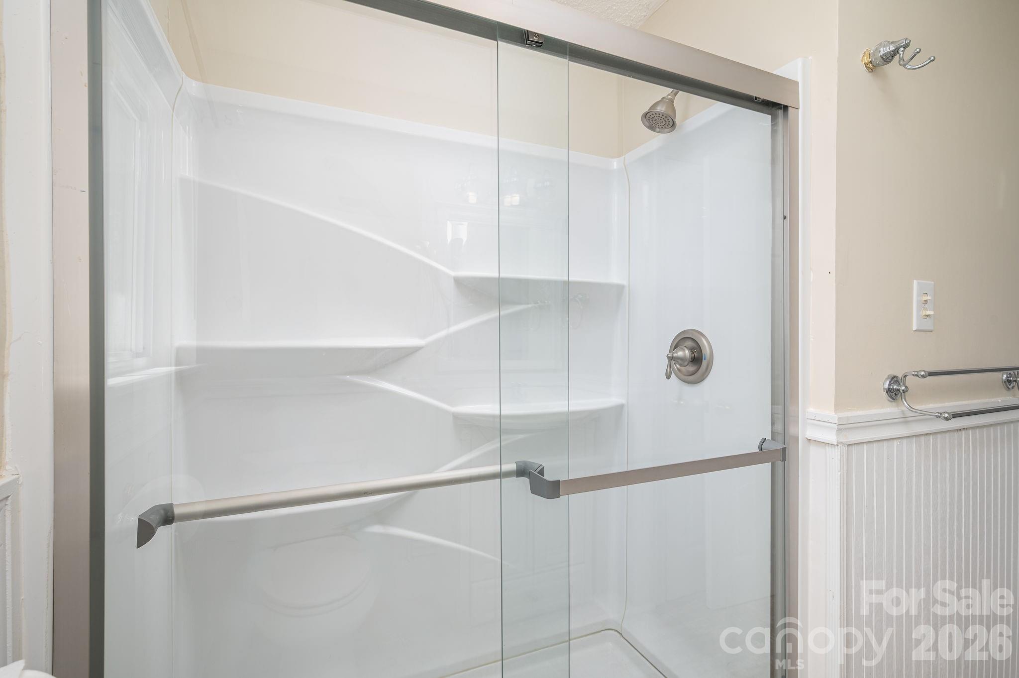 1606 Davis Park Road — Gastonia