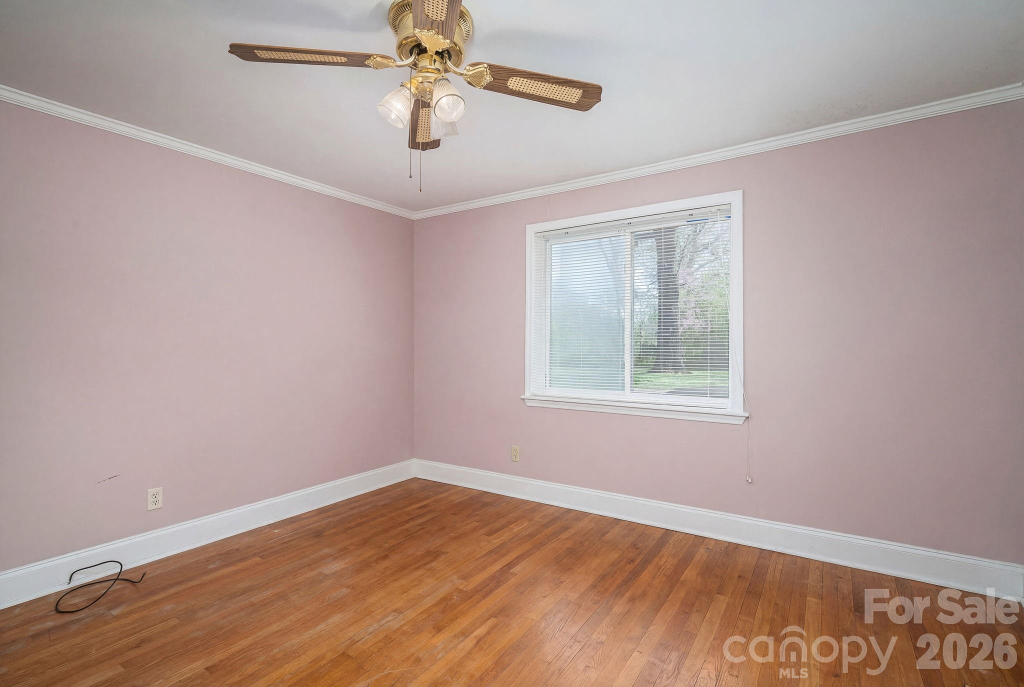 1606 Davis Park Road — Gastonia