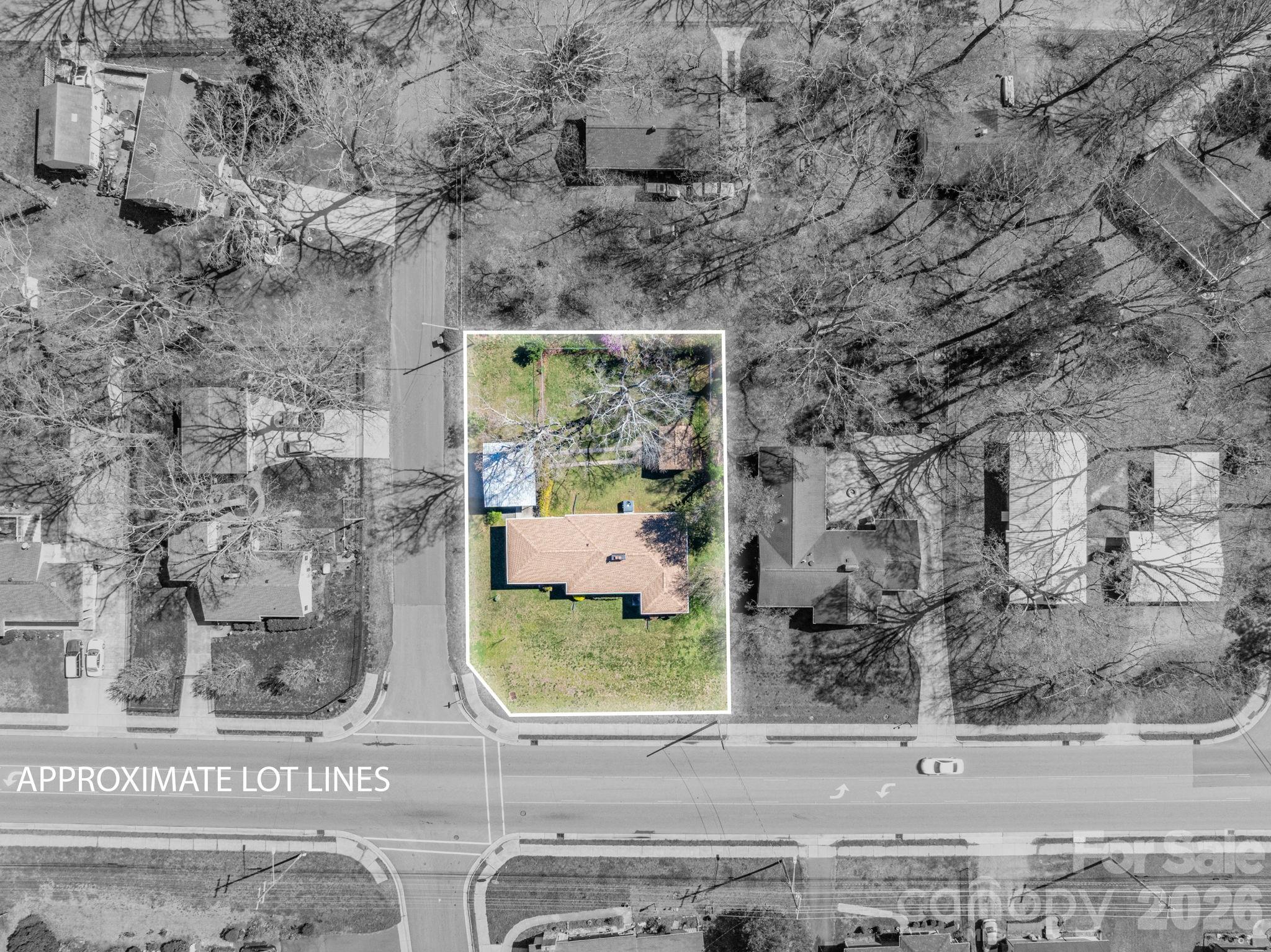 1606 Davis Park Road — Gastonia