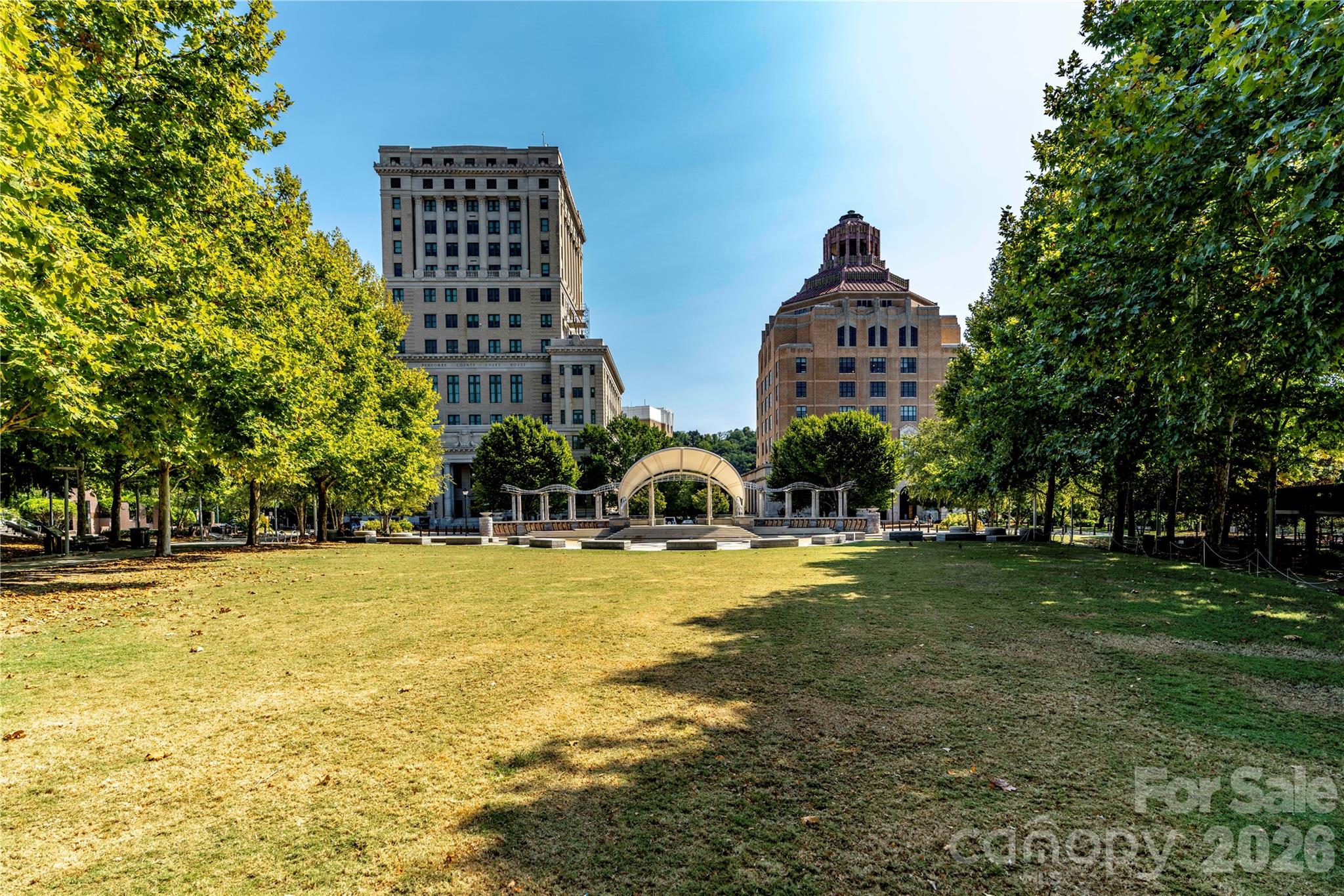 221 Summit Street — Asheville