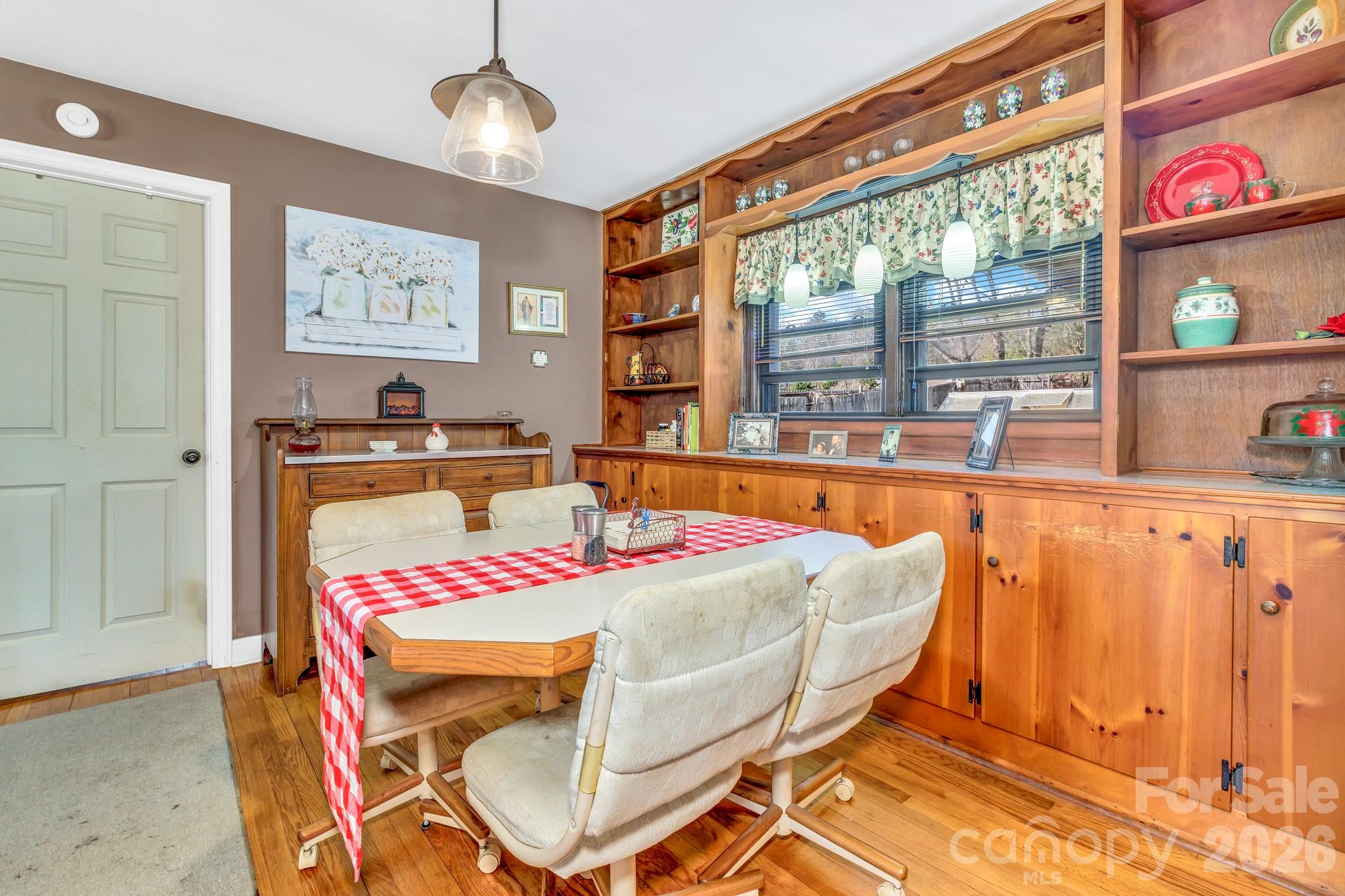 1195 Hendersonville Highway — Pisgah Forest
