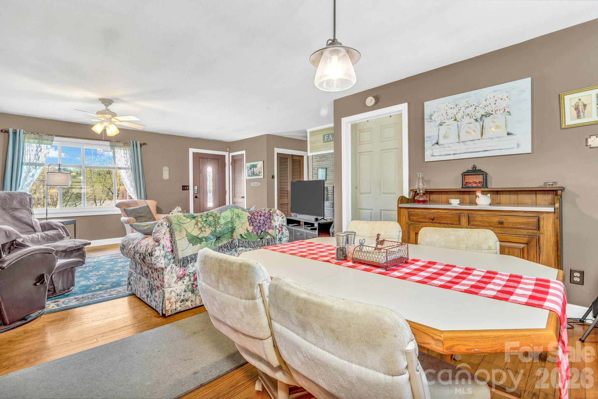 1195 Hendersonville Highway — Pisgah Forest