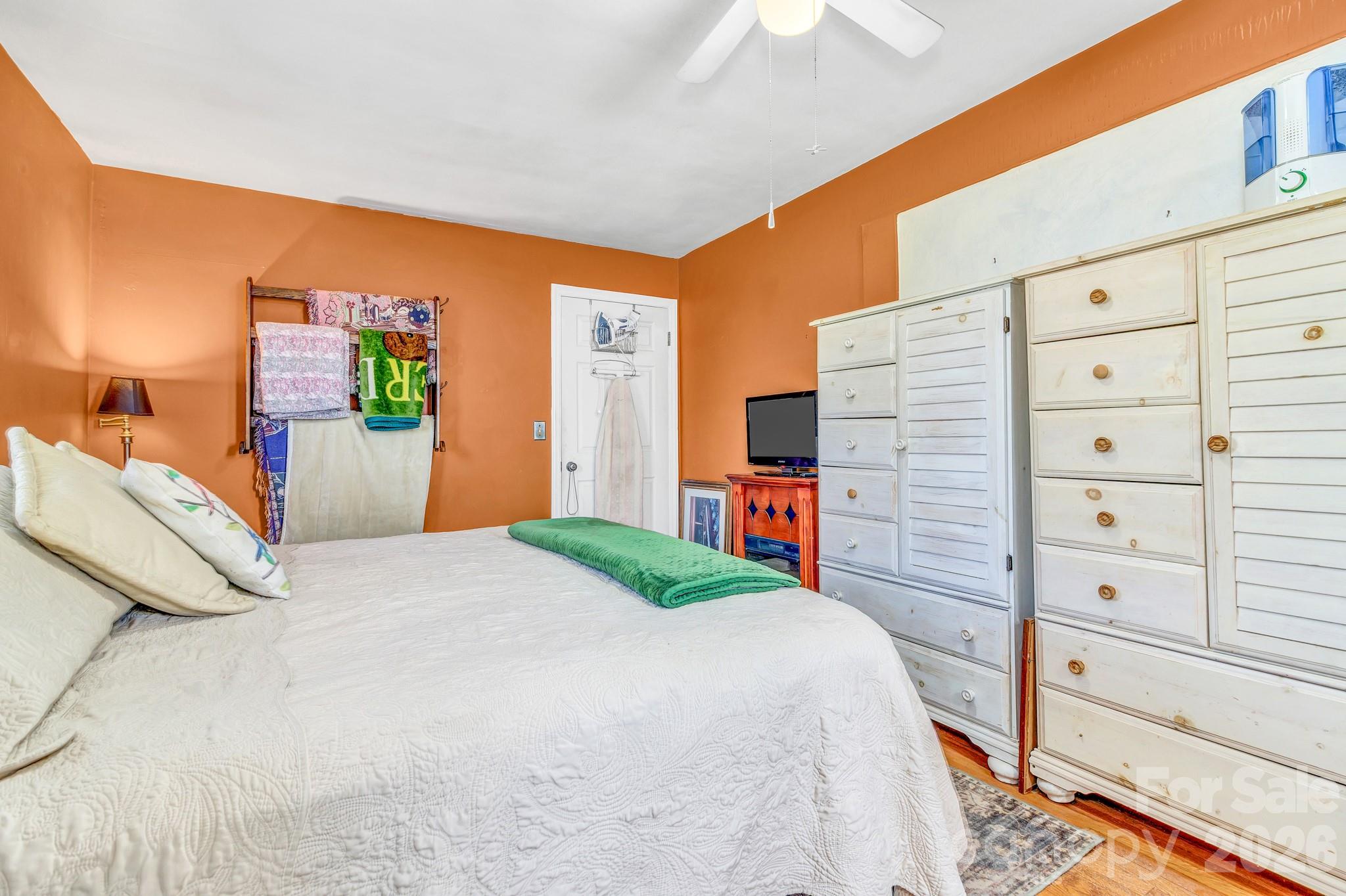 1195 Hendersonville Highway — Pisgah Forest