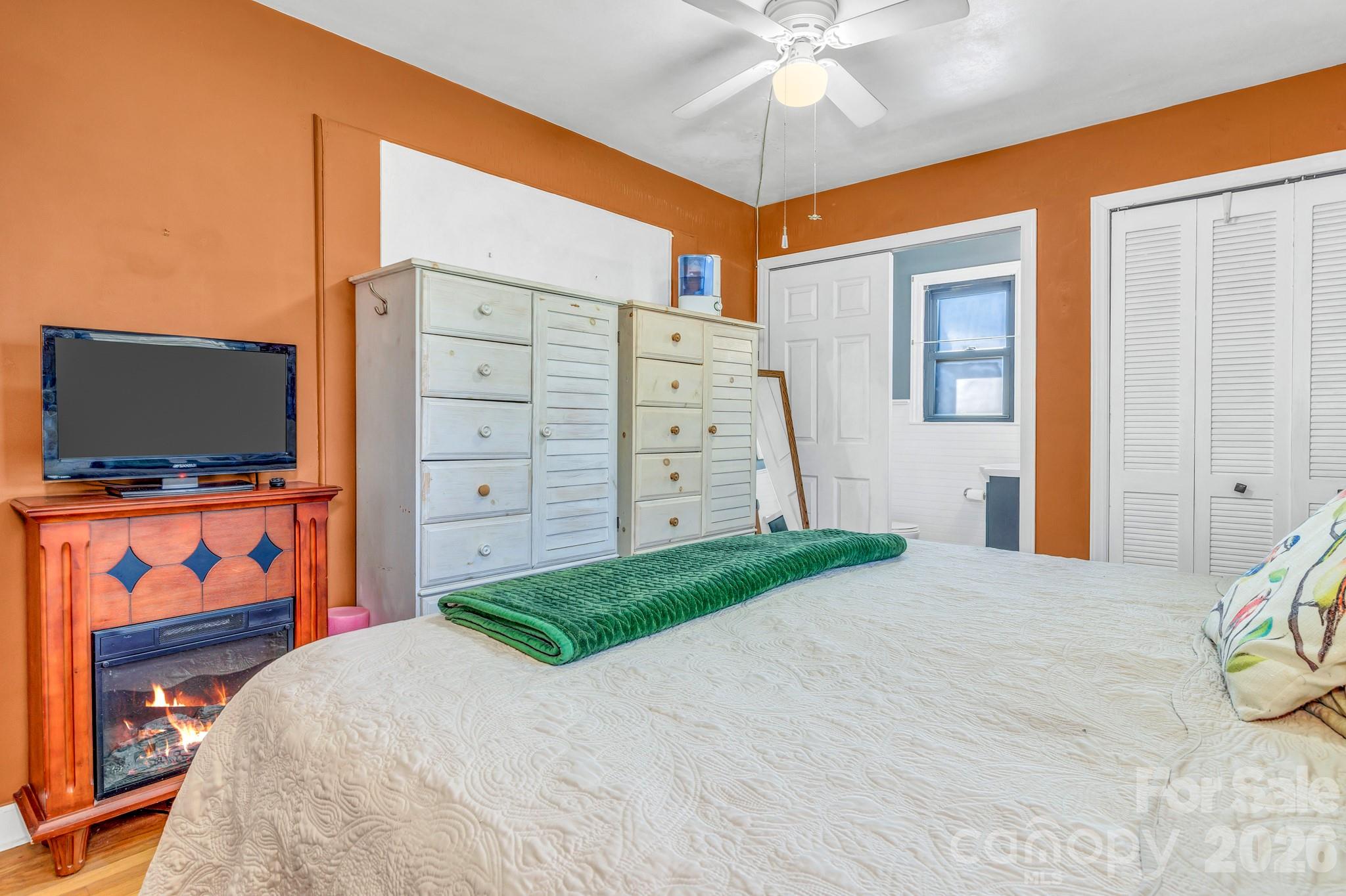 1195 Hendersonville Highway — Pisgah Forest