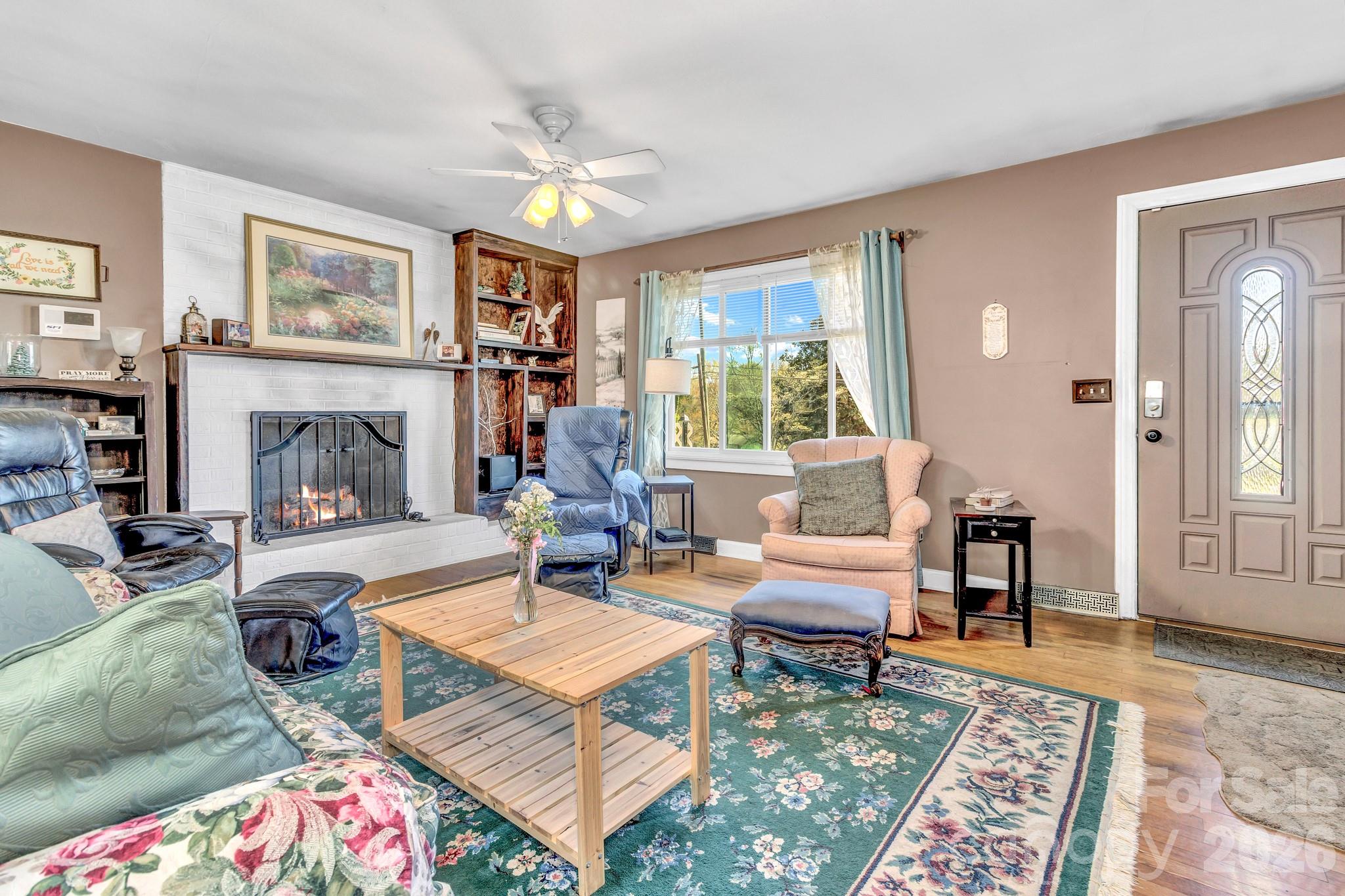 1195 Hendersonville Highway — Pisgah Forest