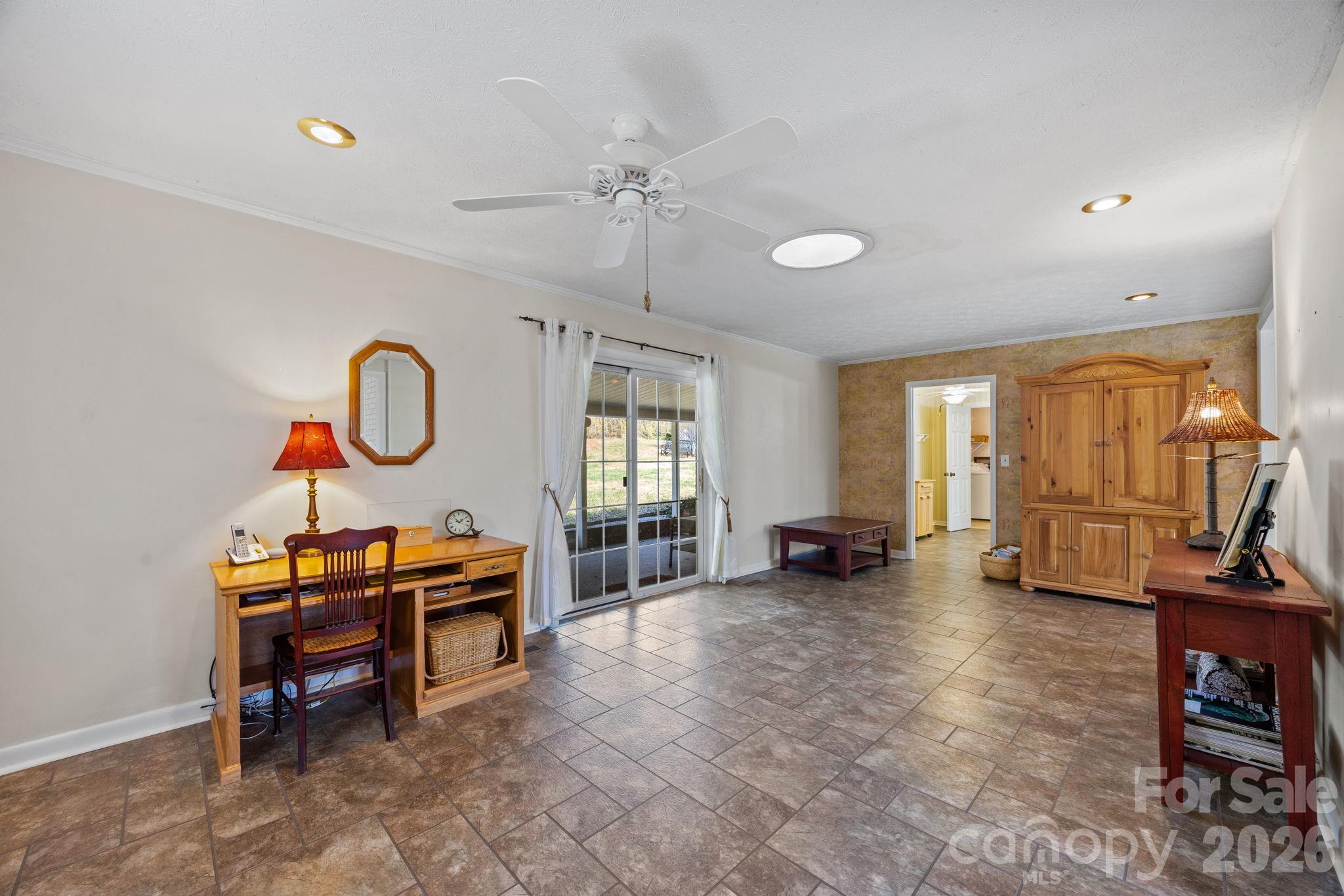 3124 Primrose Drive #10 — Hendersonville
