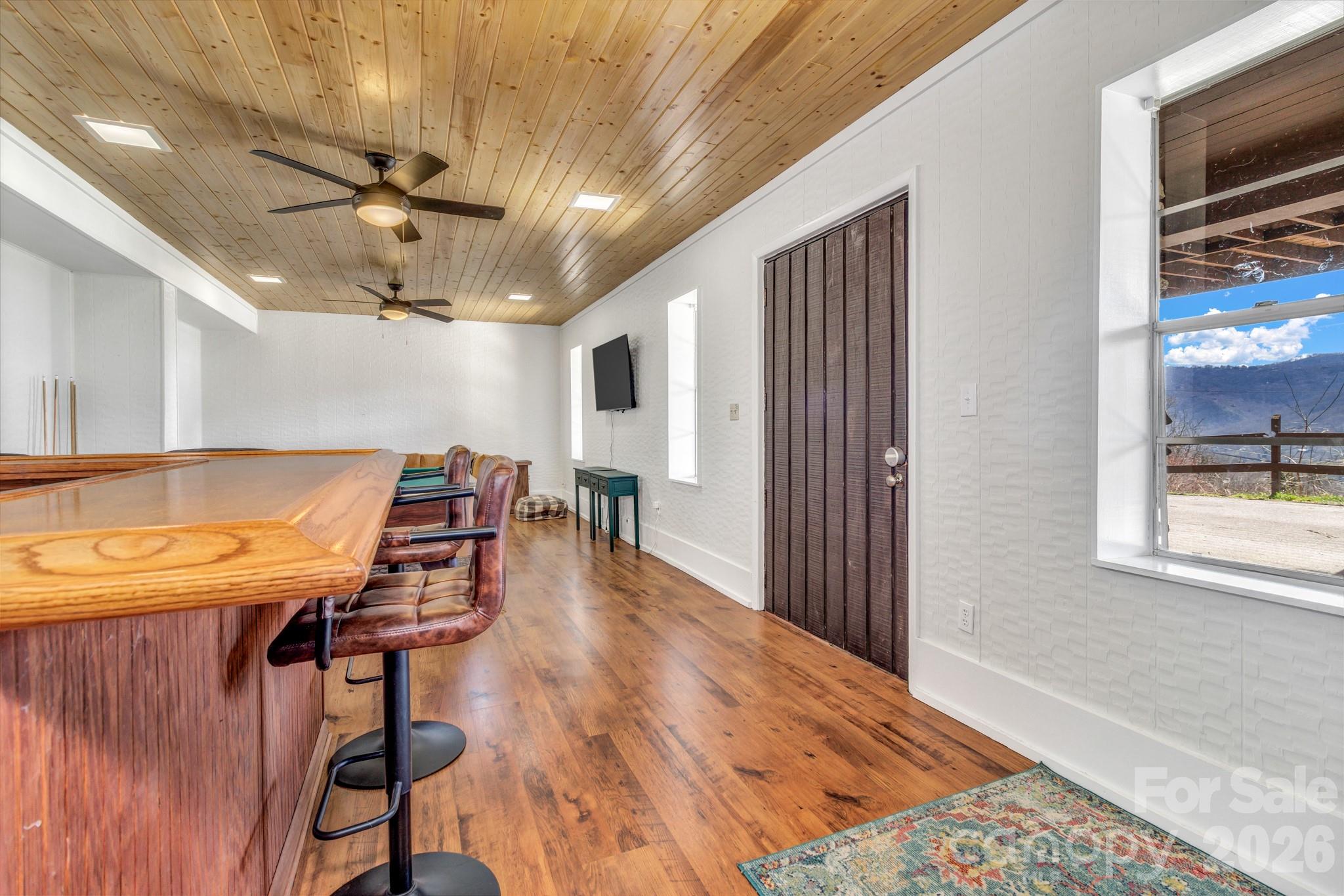 80 Hidden Falls Road — Maggie Valley