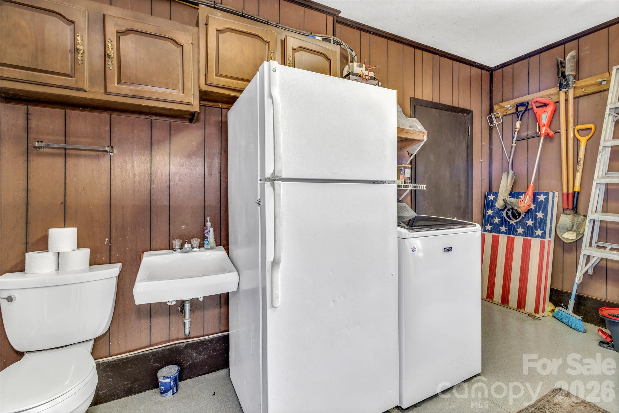 80 Hidden Falls Road — Maggie Valley
