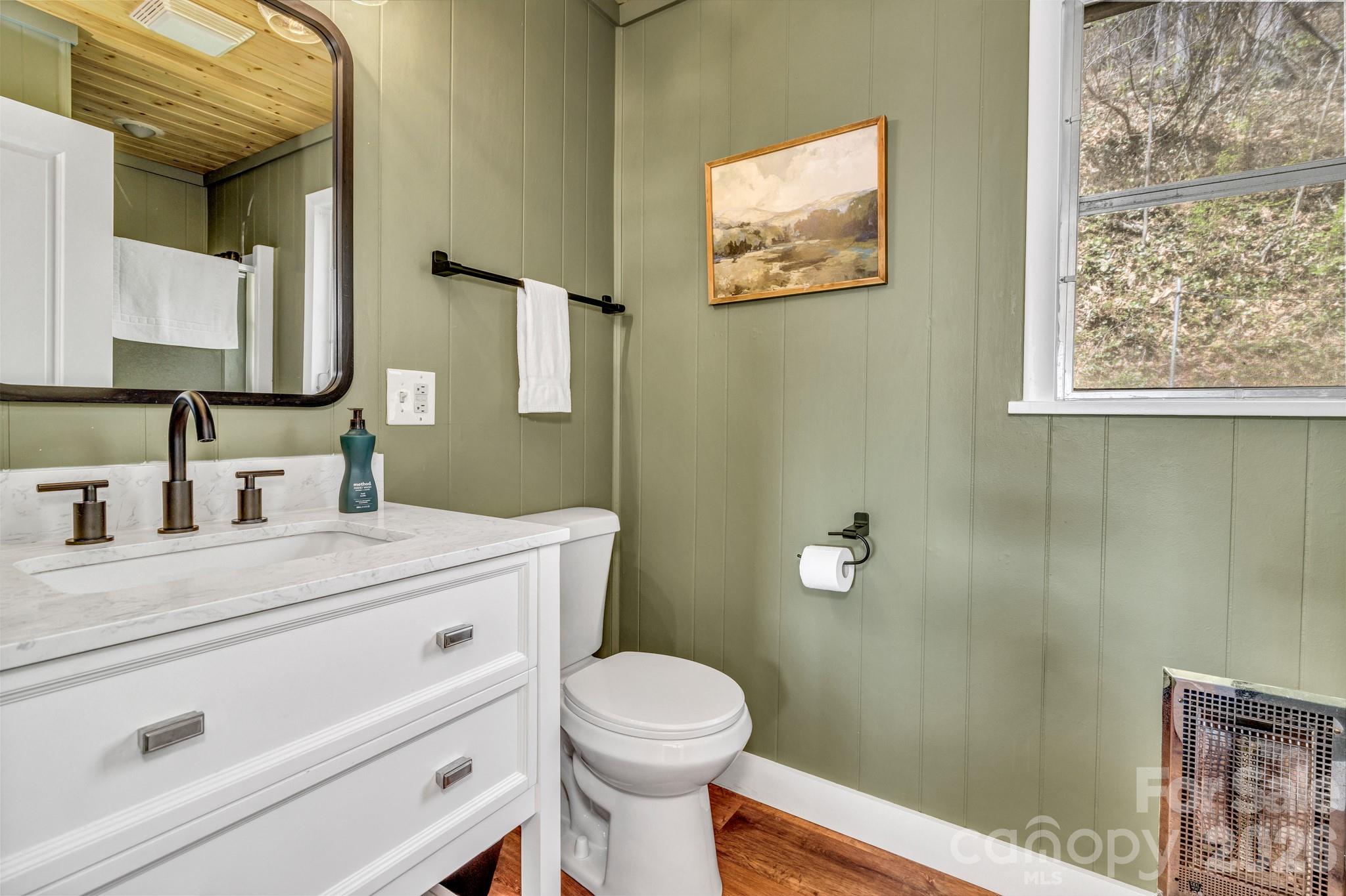 80 Hidden Falls Road — Maggie Valley