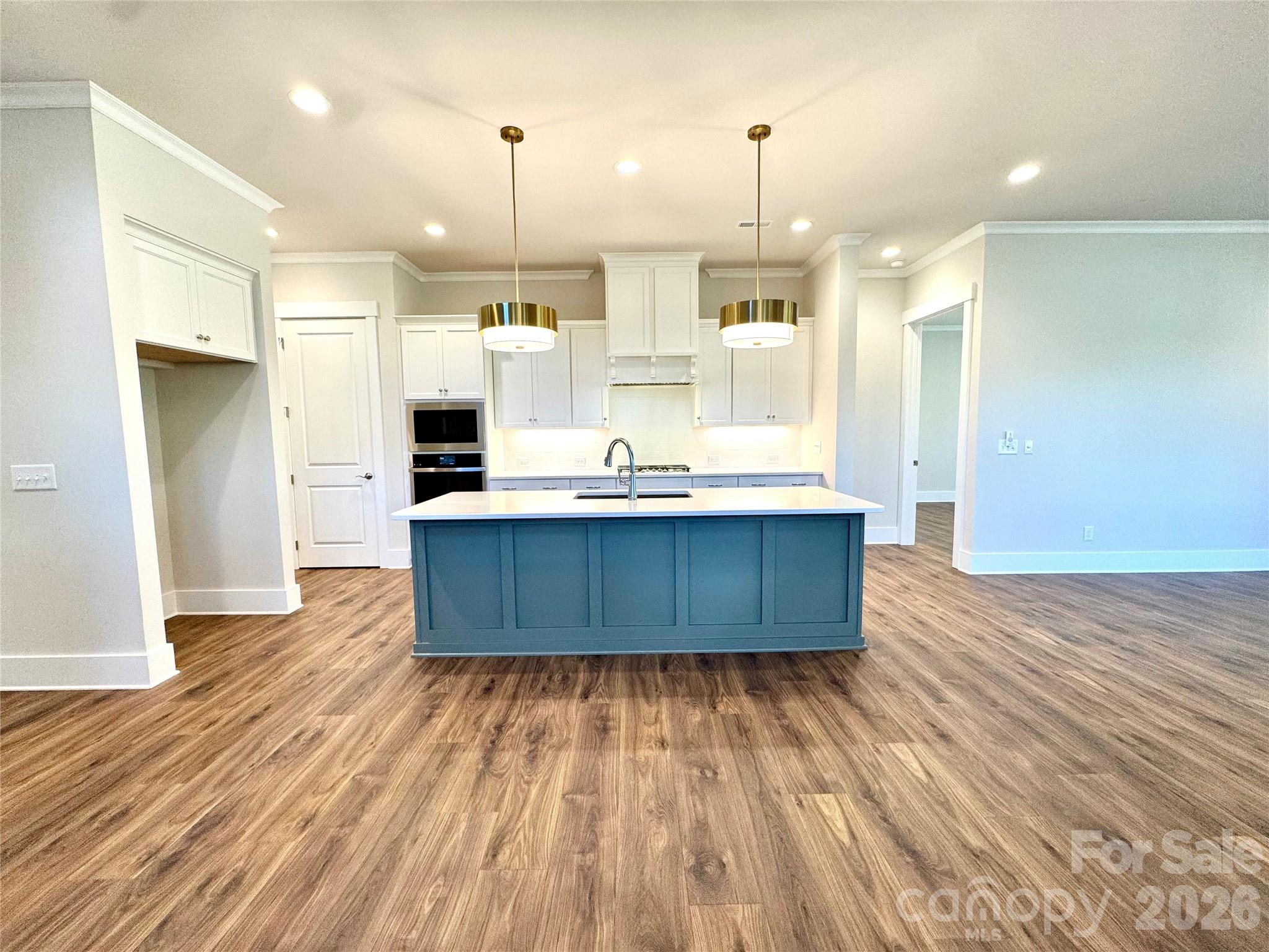 3000 Alveston Drive NW — Concord