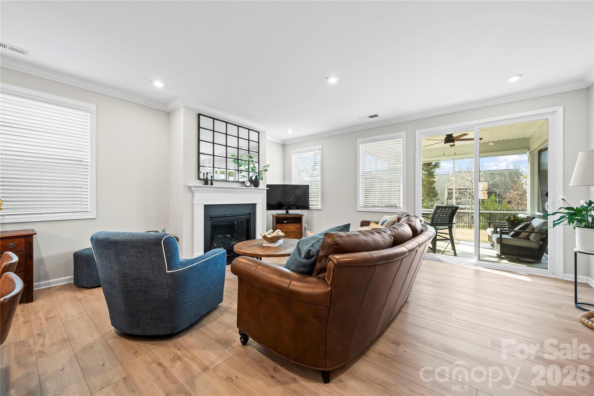9838 Quercus Lane — Huntersville