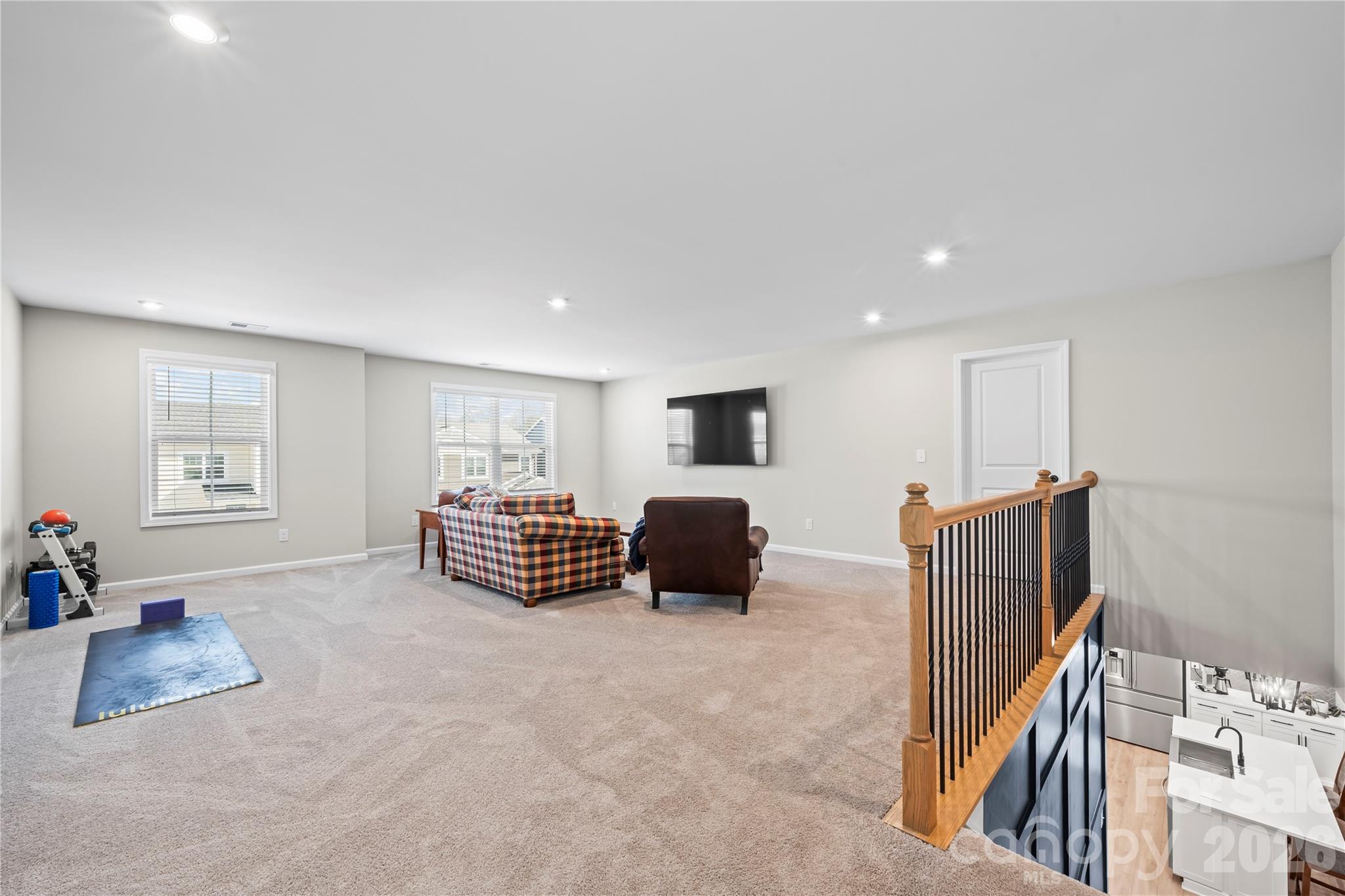 9838 Quercus Lane — Huntersville