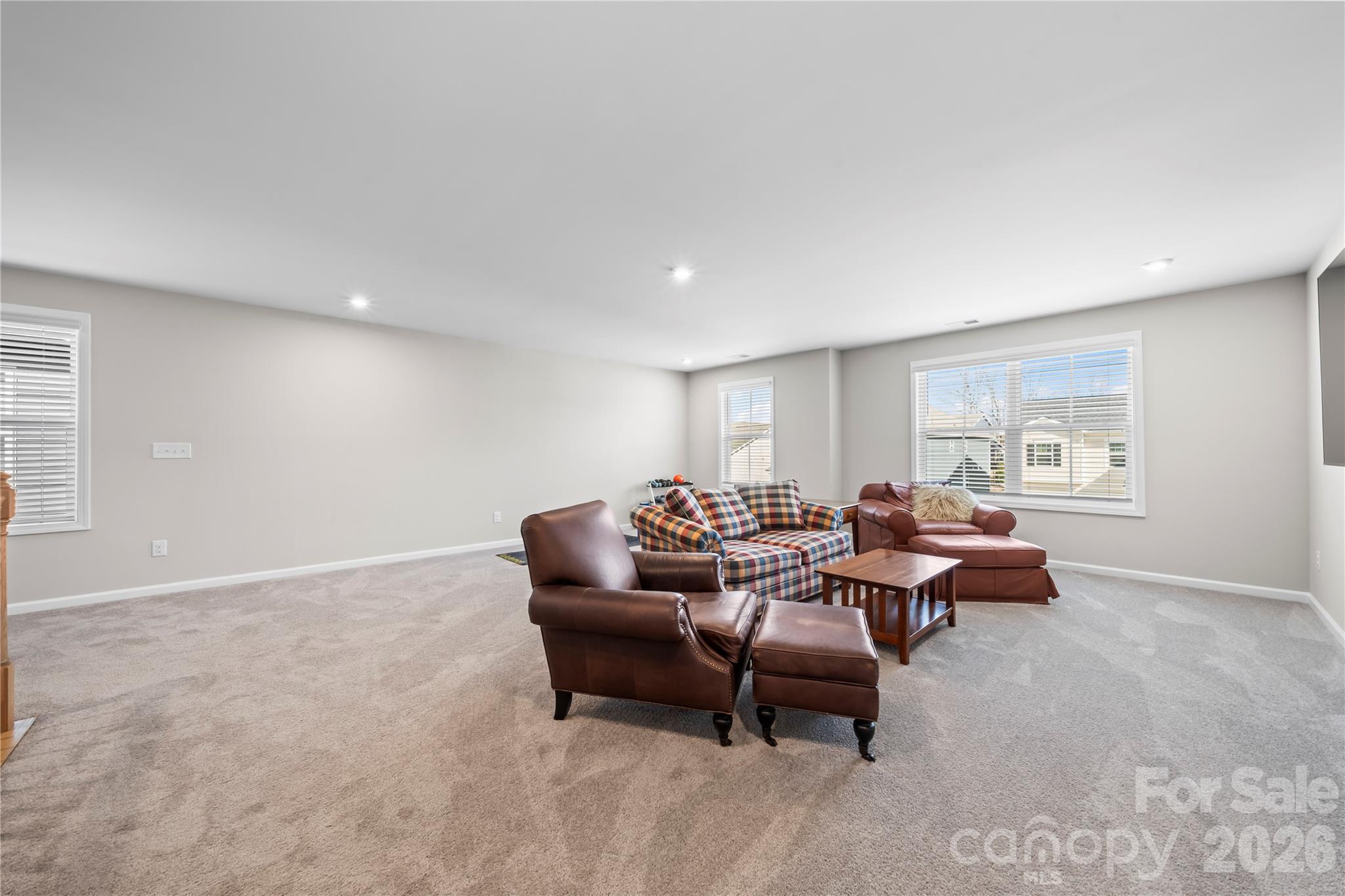9838 Quercus Lane — Huntersville