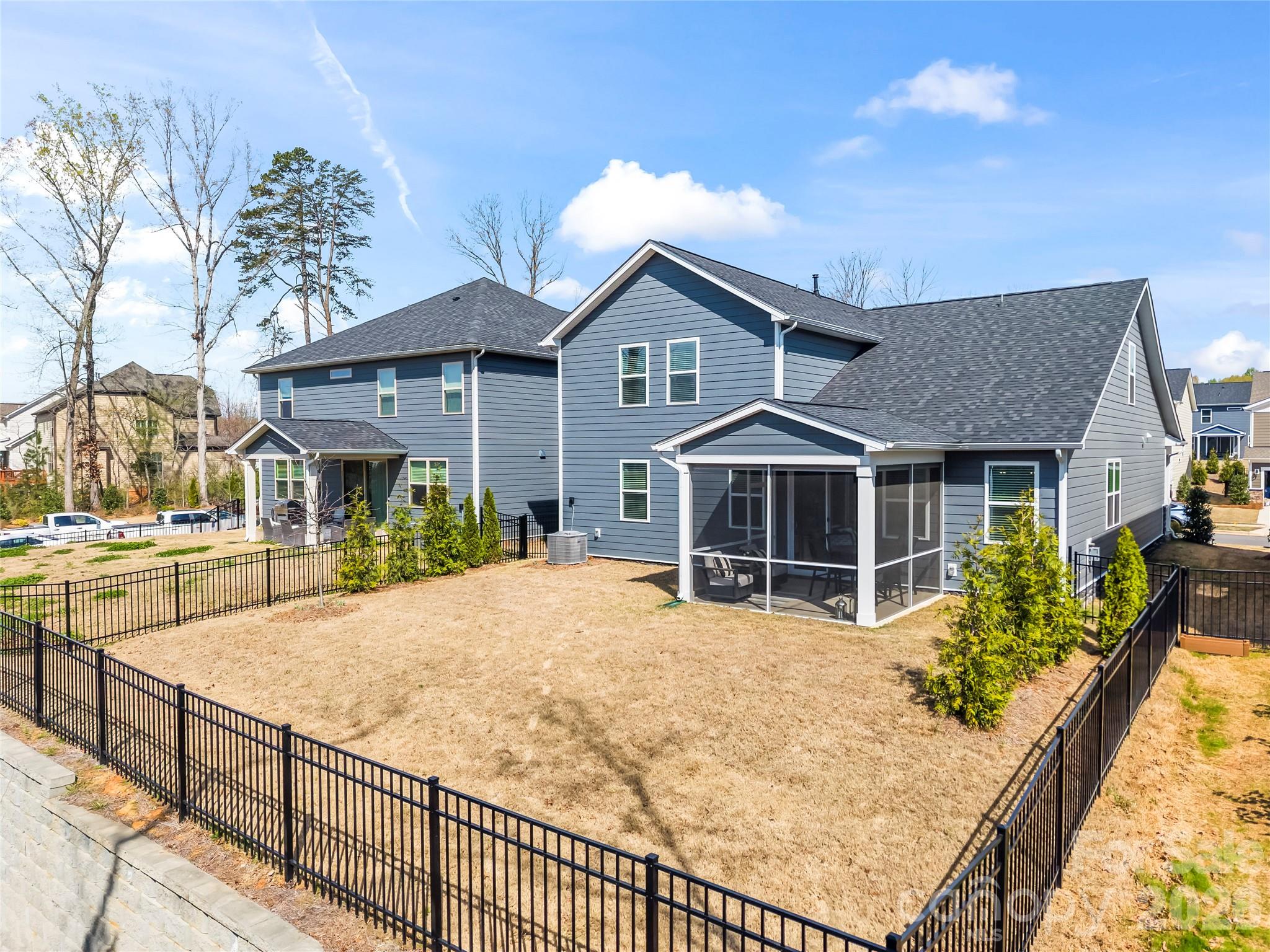 9838 Quercus Lane — Huntersville