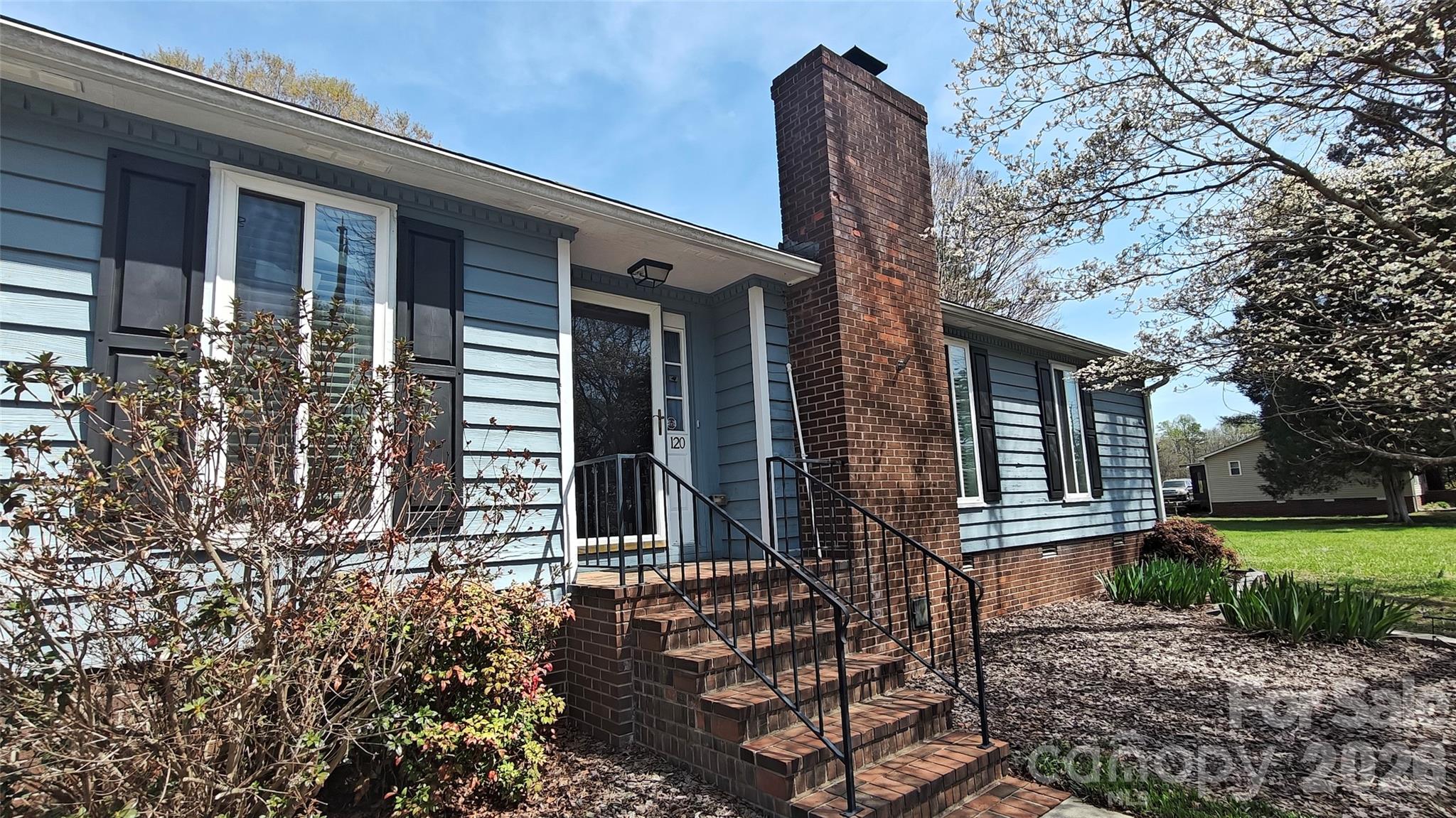 120 Greenway Drive — Salisbury