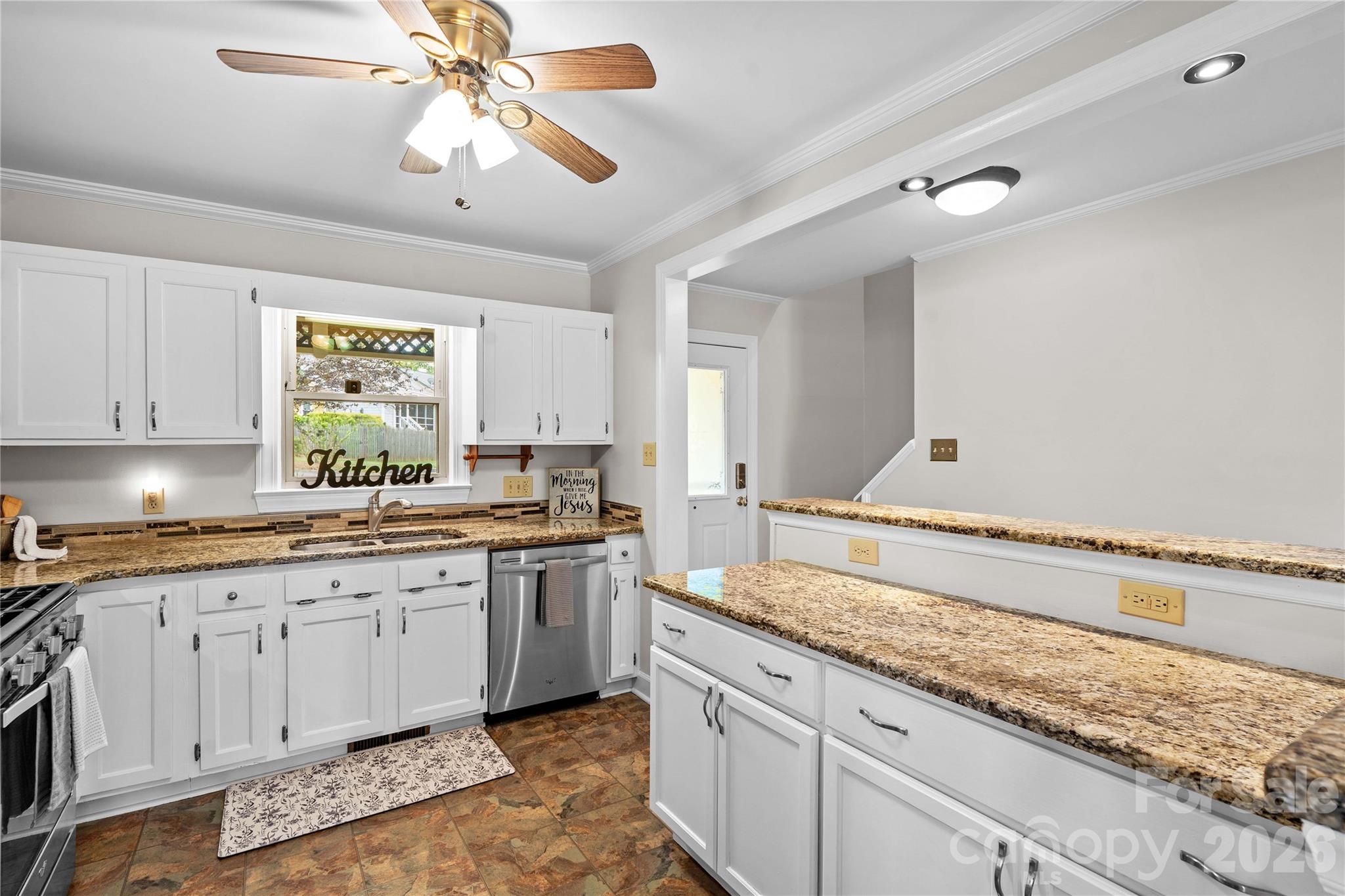 413 Windsor Lane — Statesville