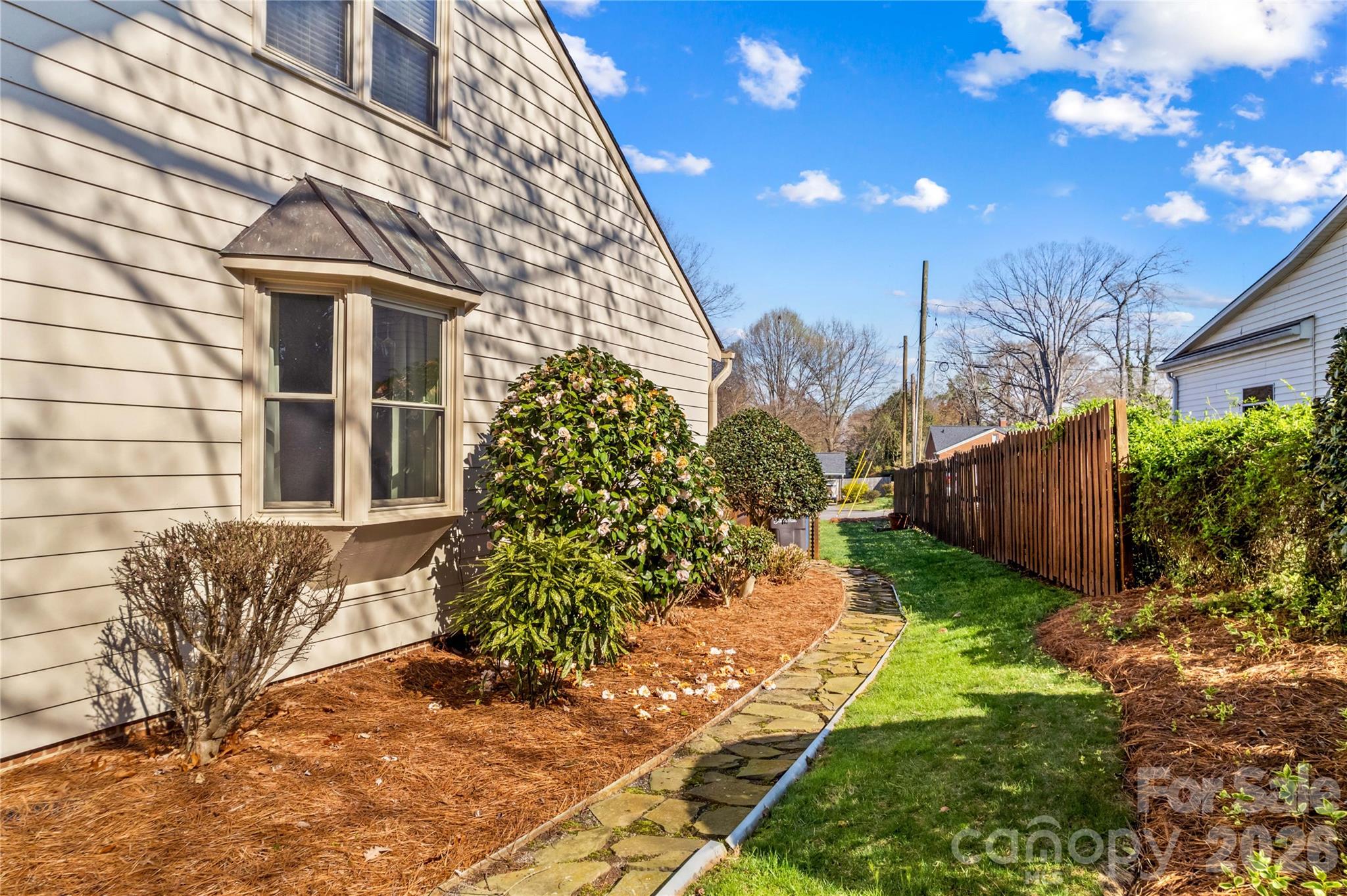 413 Windsor Lane — Statesville