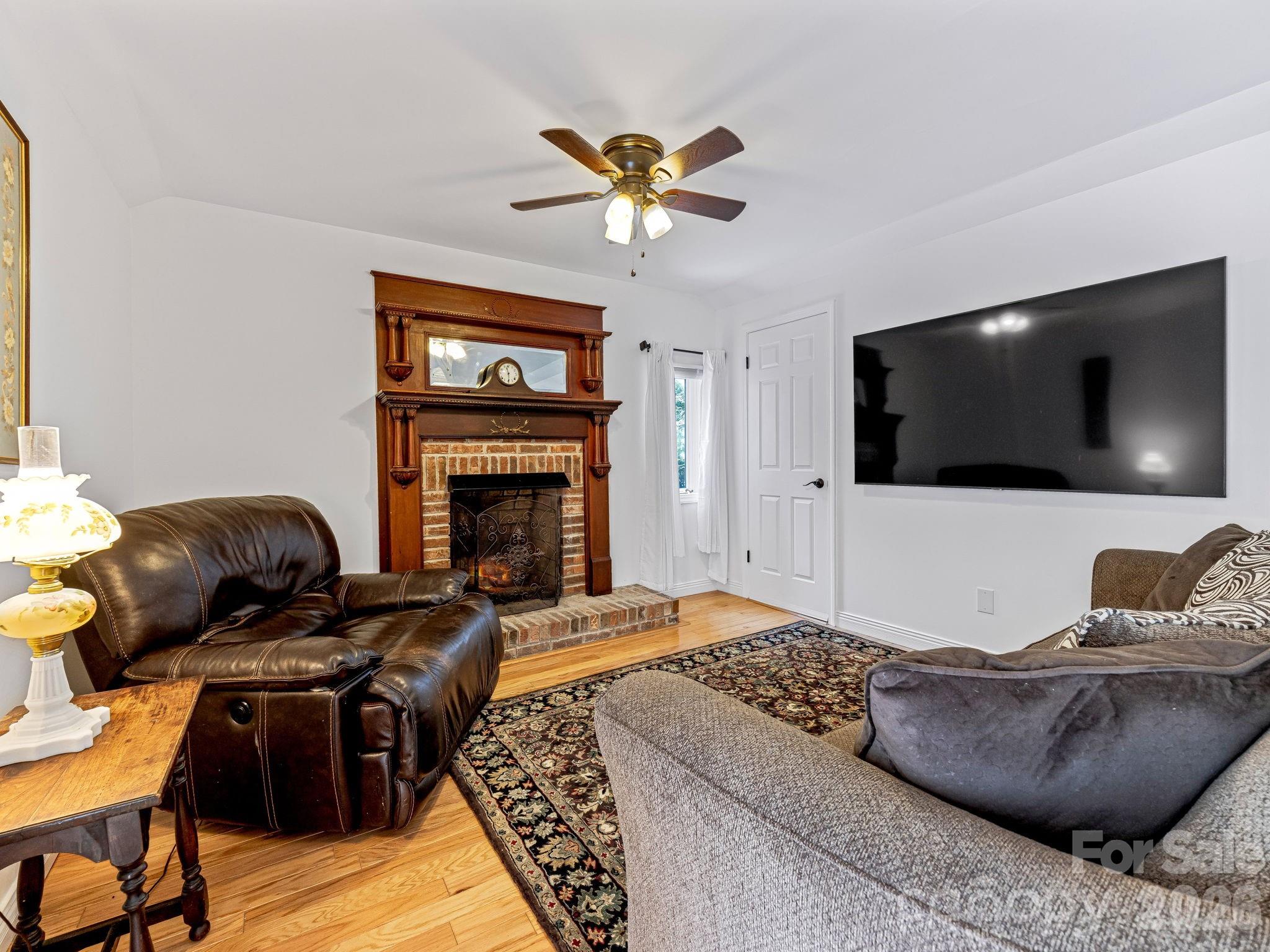 163 Northern Lights Lane — Hendersonville