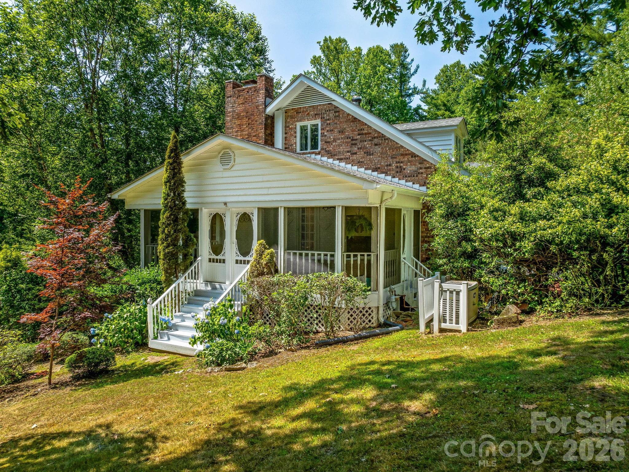 163 Northern Lights Lane — Hendersonville