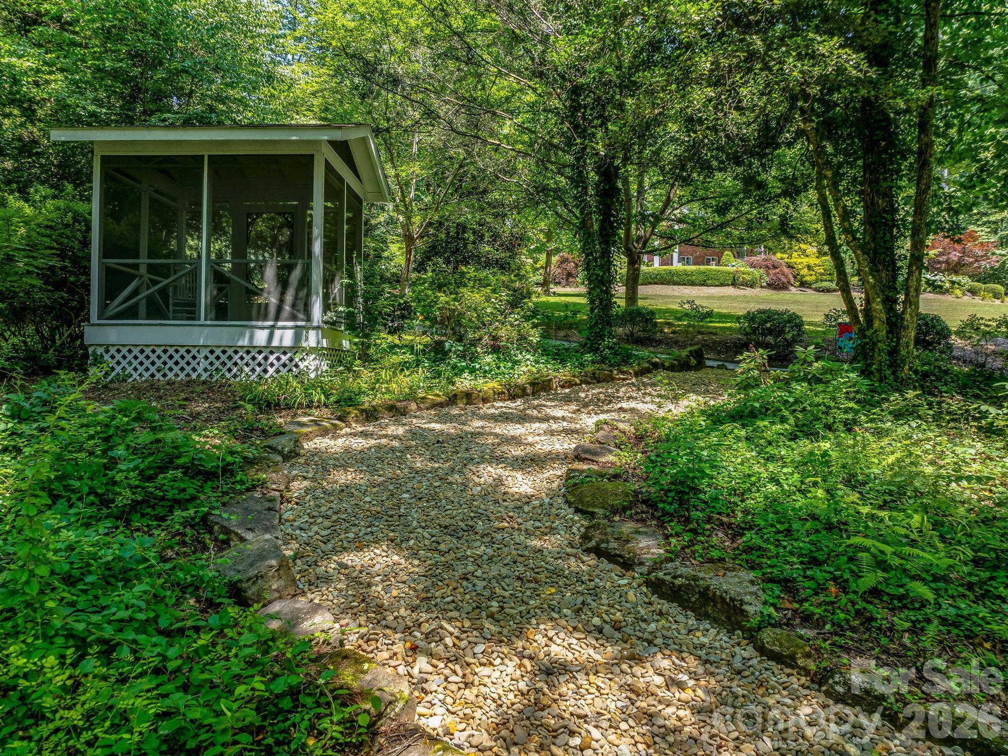 163 Northern Lights Lane — Hendersonville
