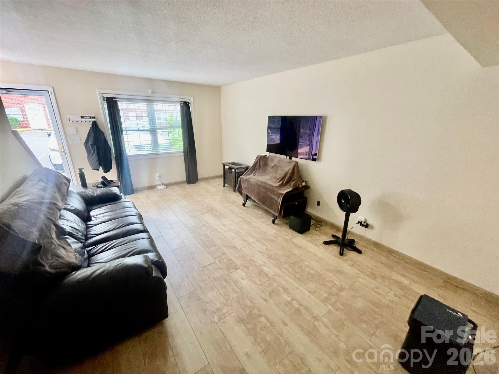 1300 Larchmont Place #311 — Salisbury