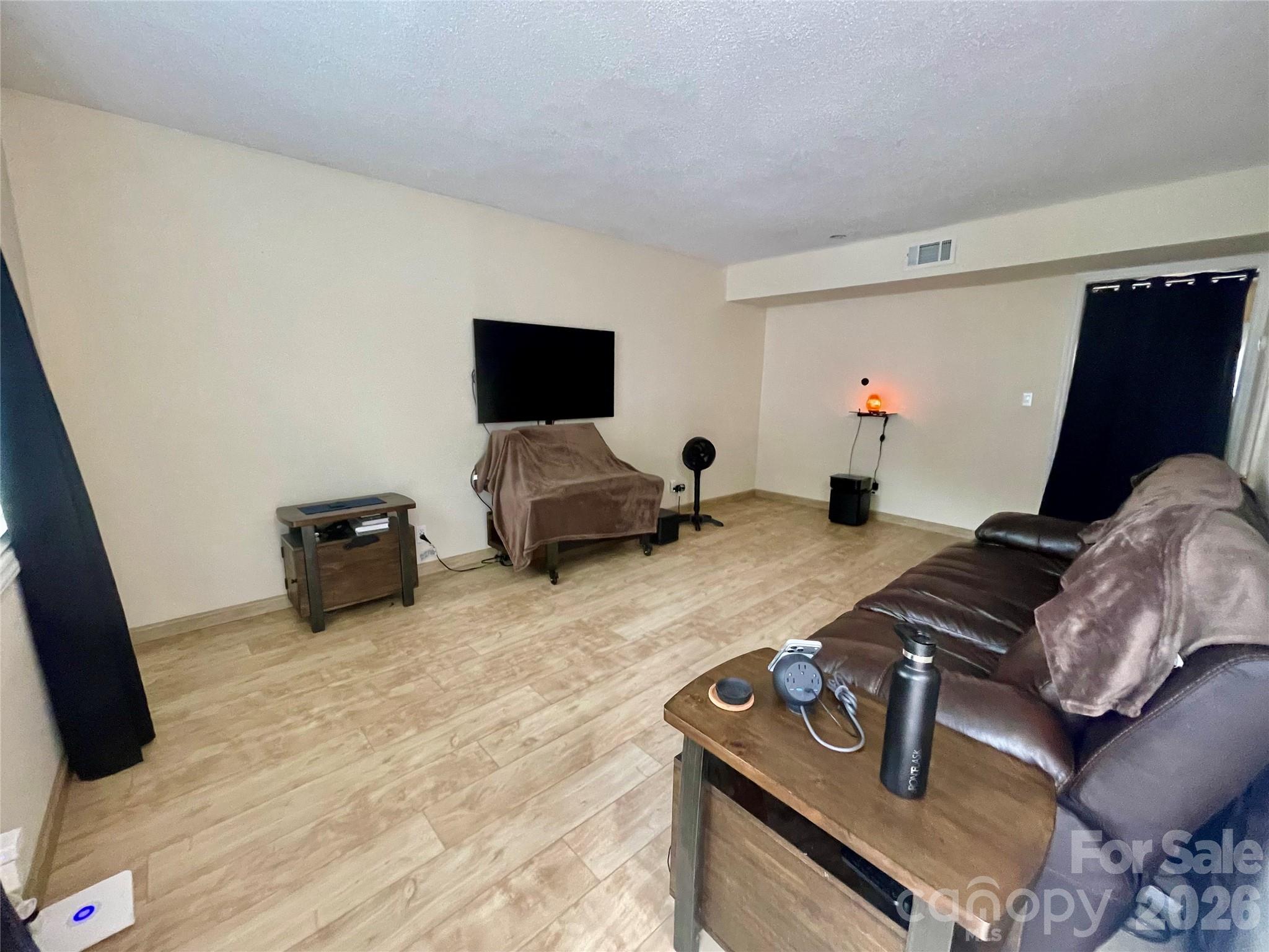 1300 Larchmont Place #311 — Salisbury