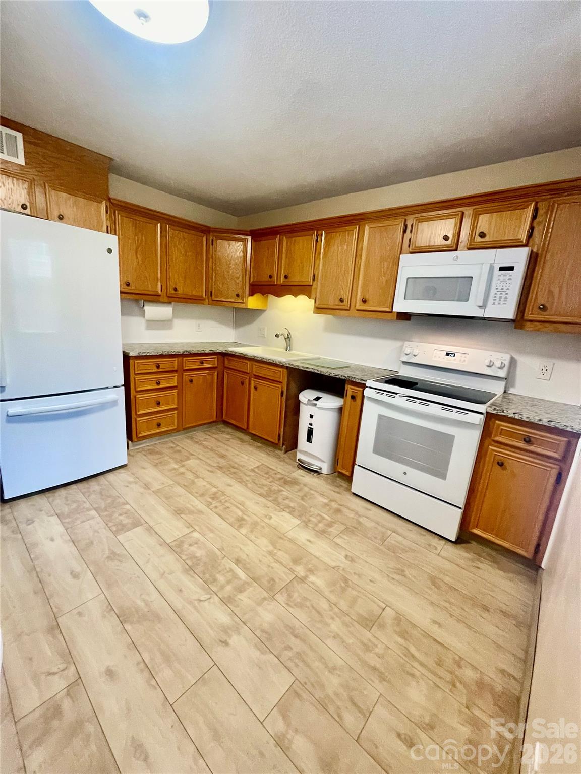 1300 Larchmont Place #311 — Salisbury
