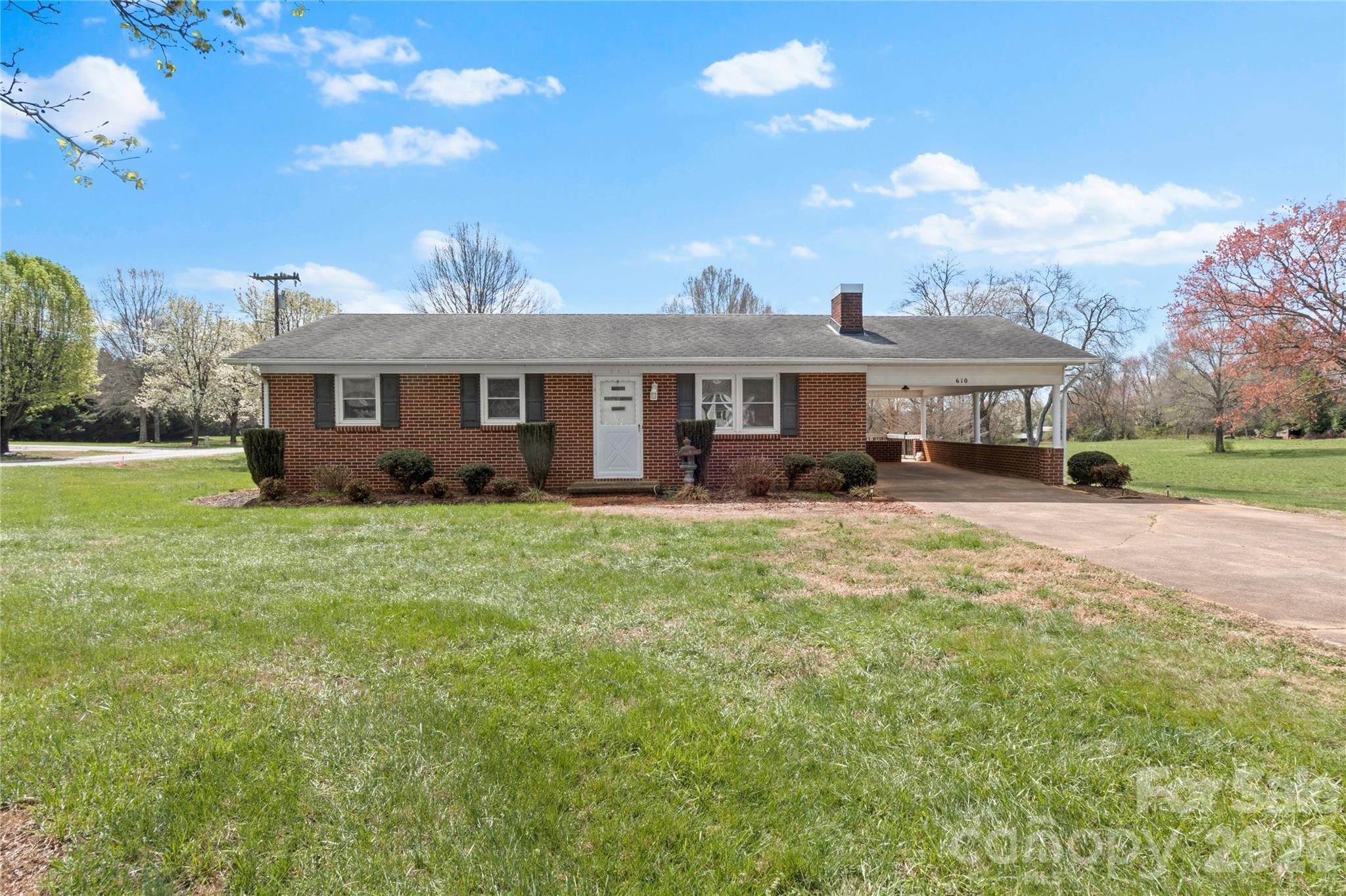 610 Nc 67 Highway — Boonville