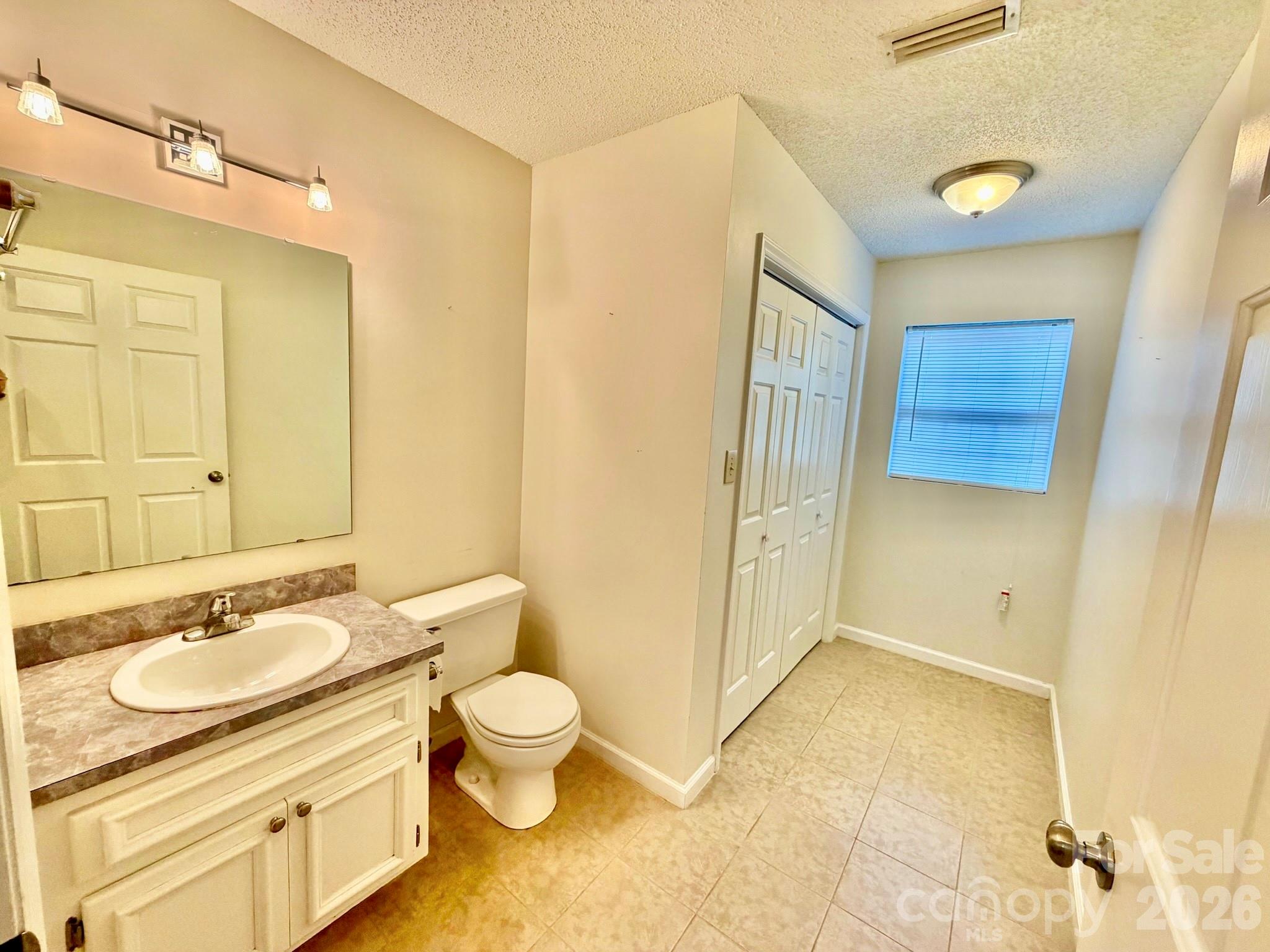 15 Luther Stafford Avenue — Taylorsville