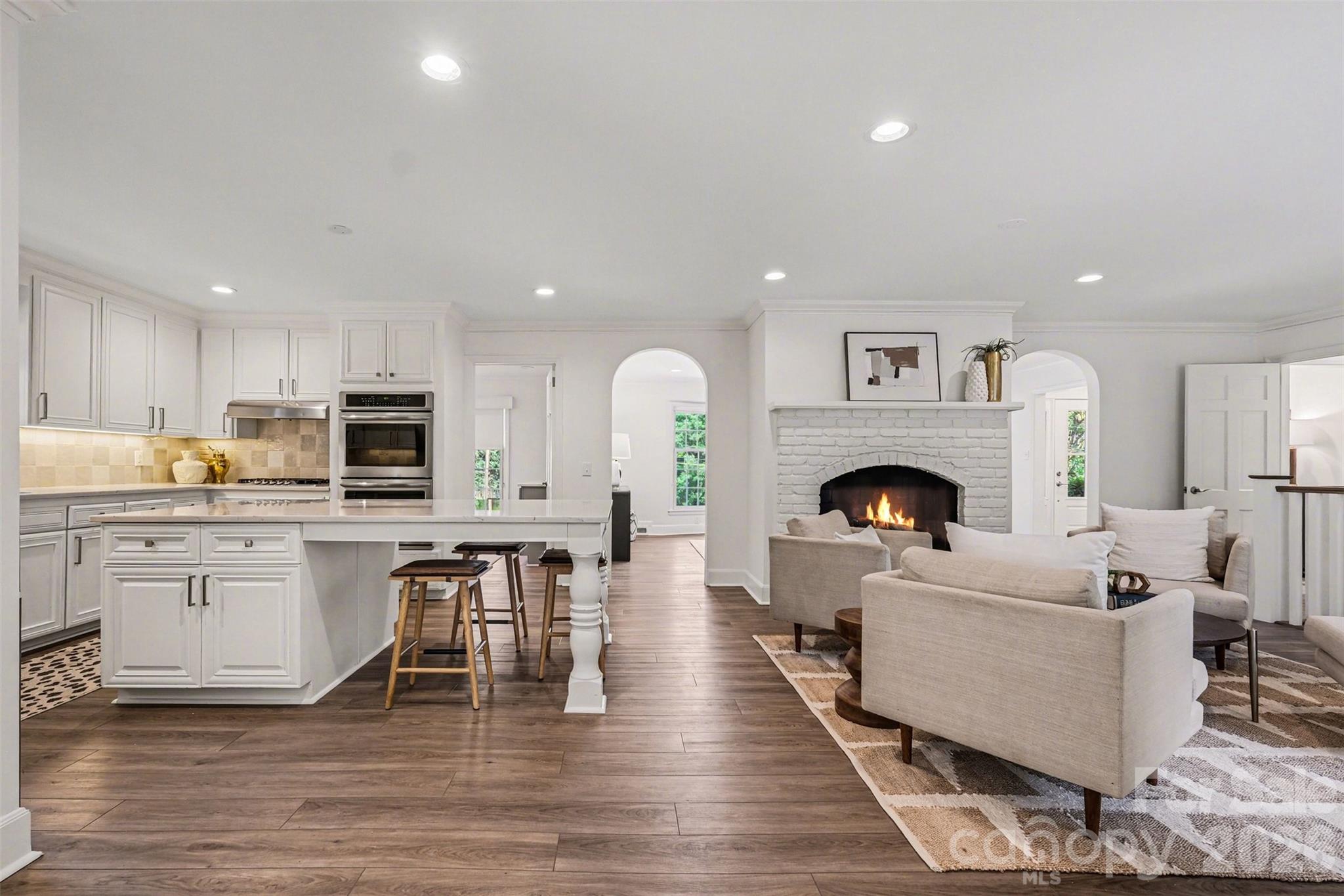 7010 Terrace Drive — Charlotte