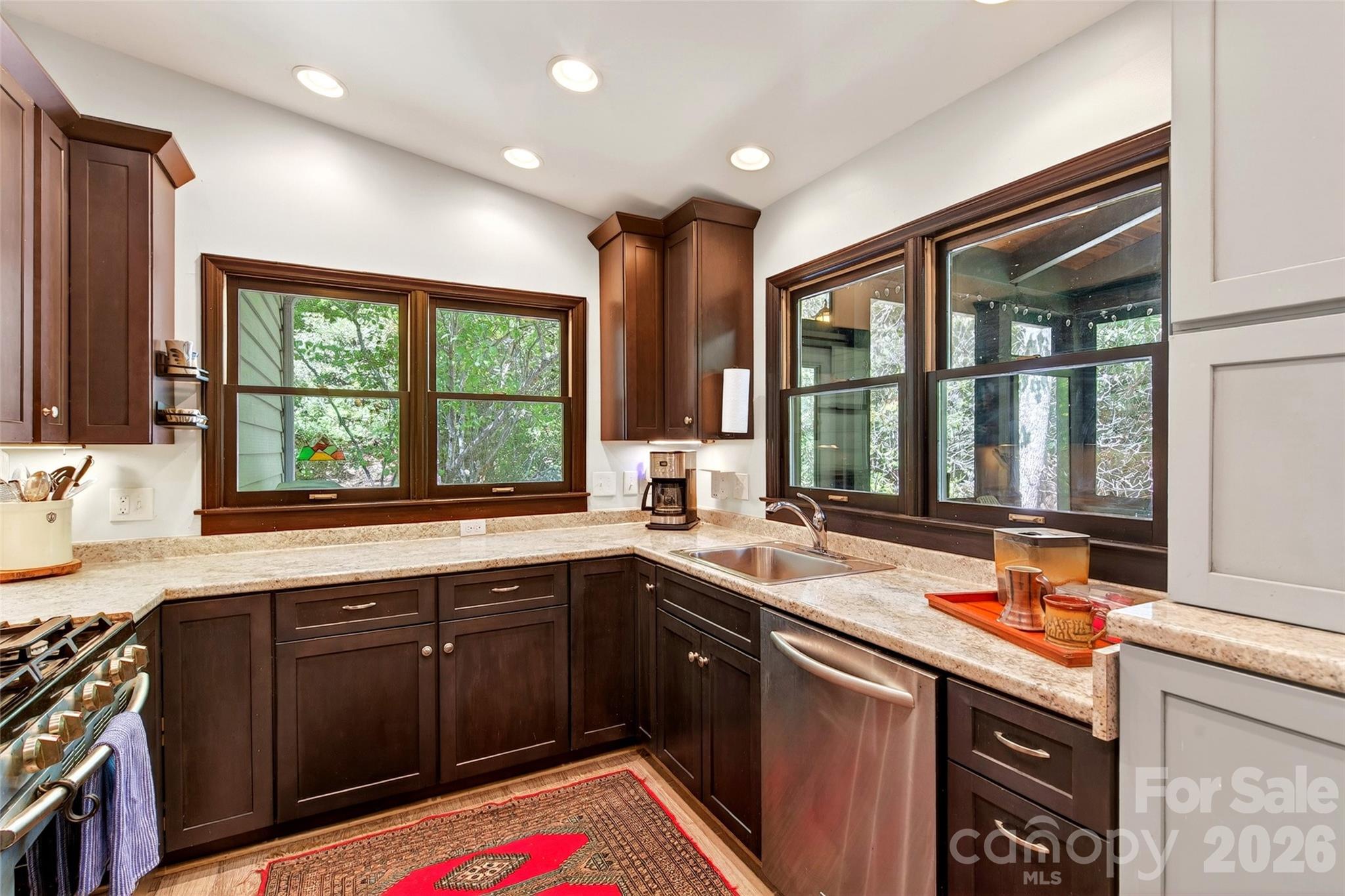 102 Frist Road — Montreat