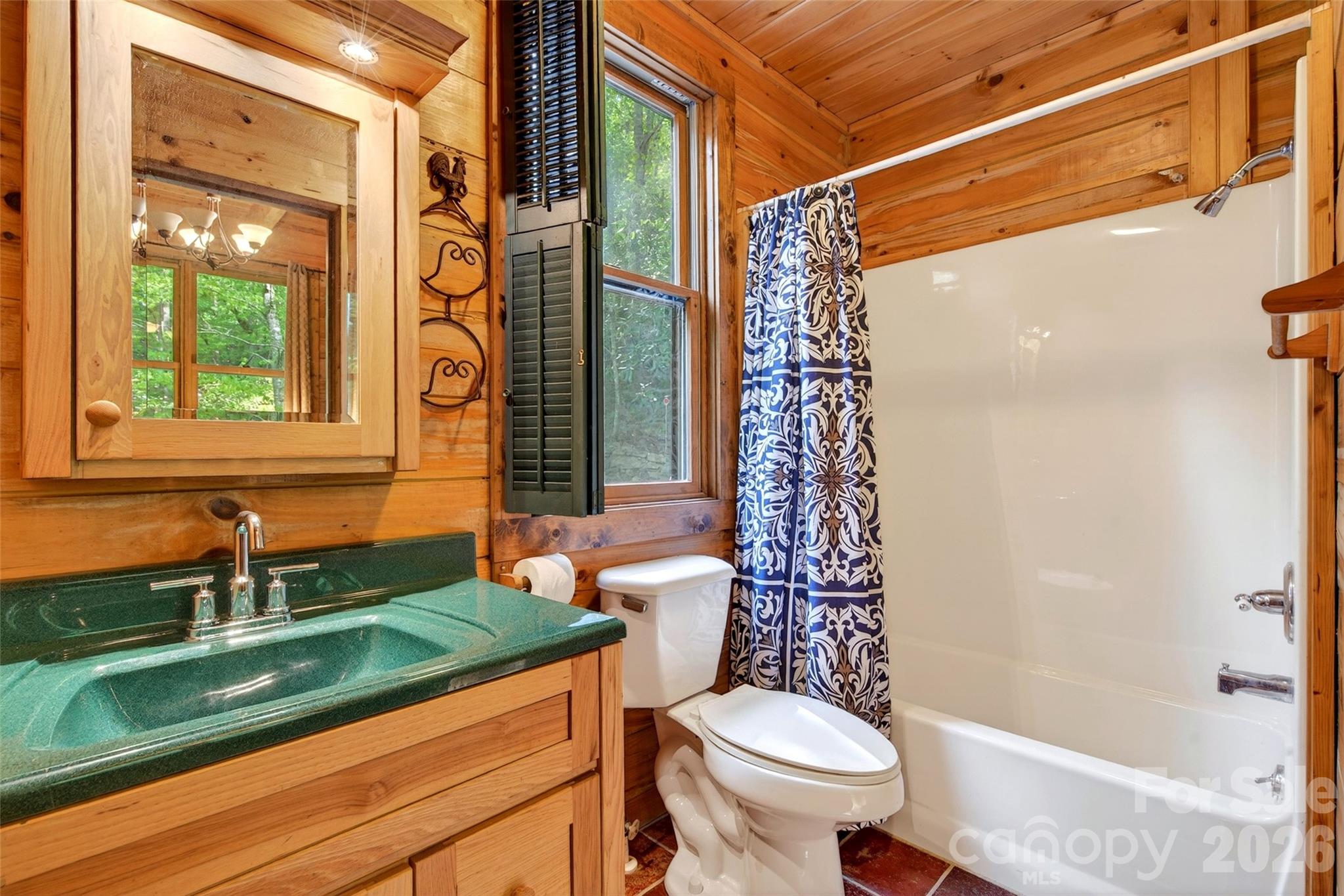 102 Frist Road — Montreat