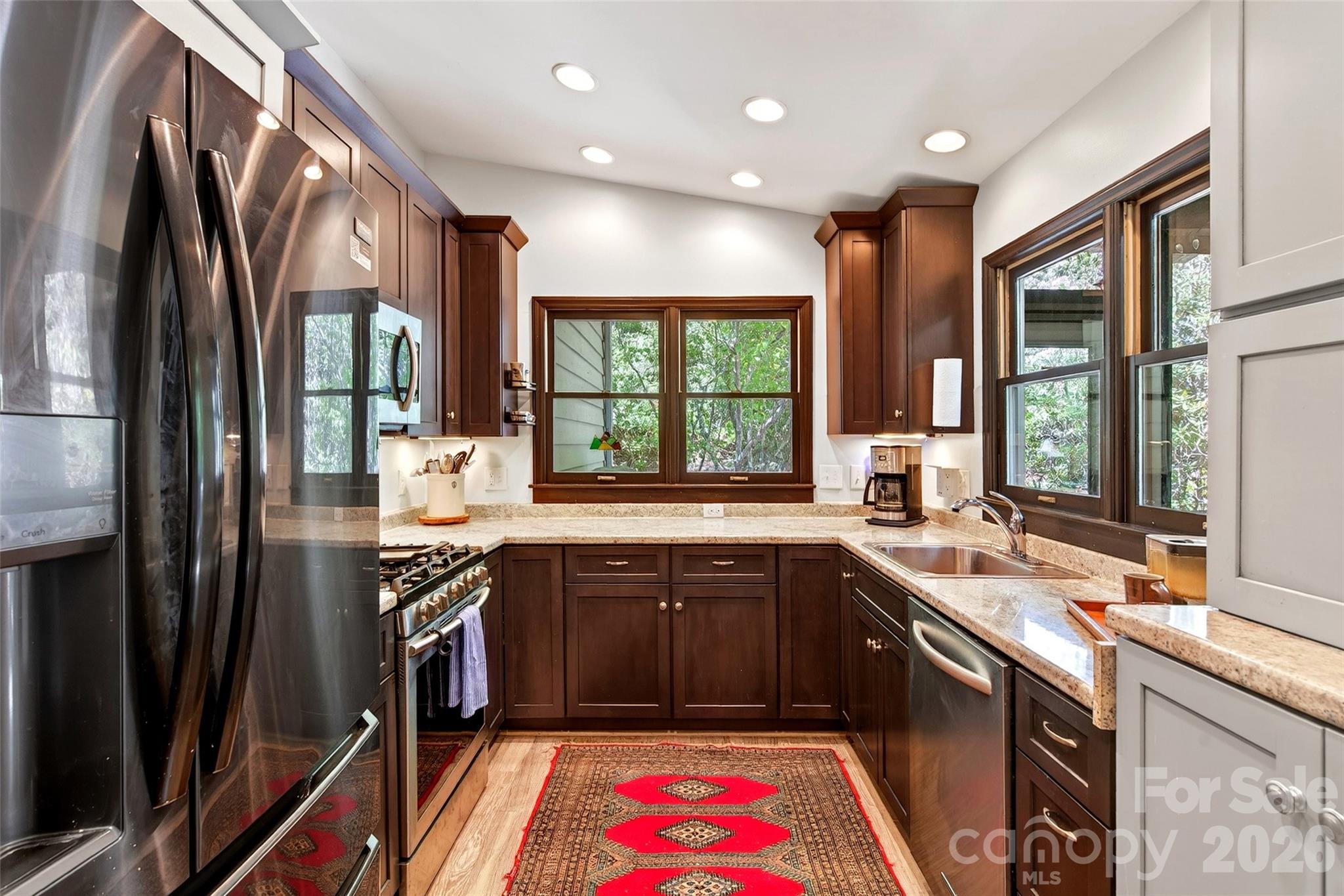 102 Frist Road — Montreat