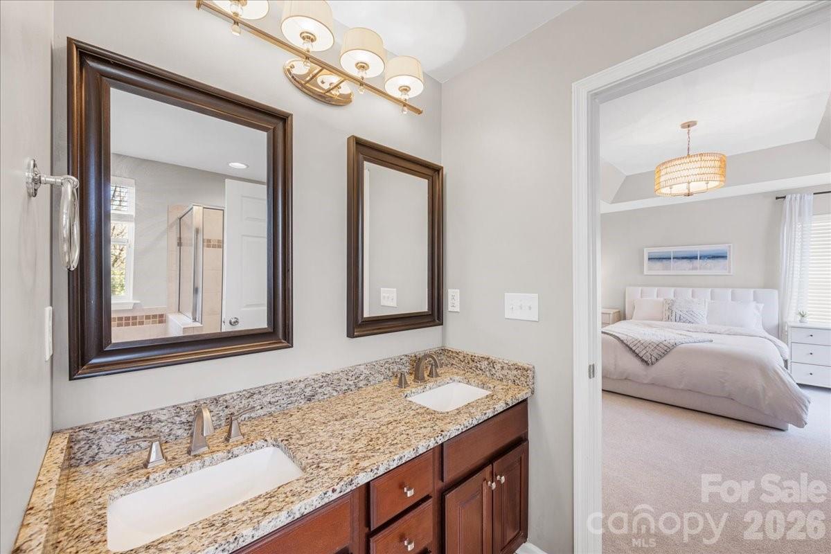 2301 Whitford Lane — Charlotte