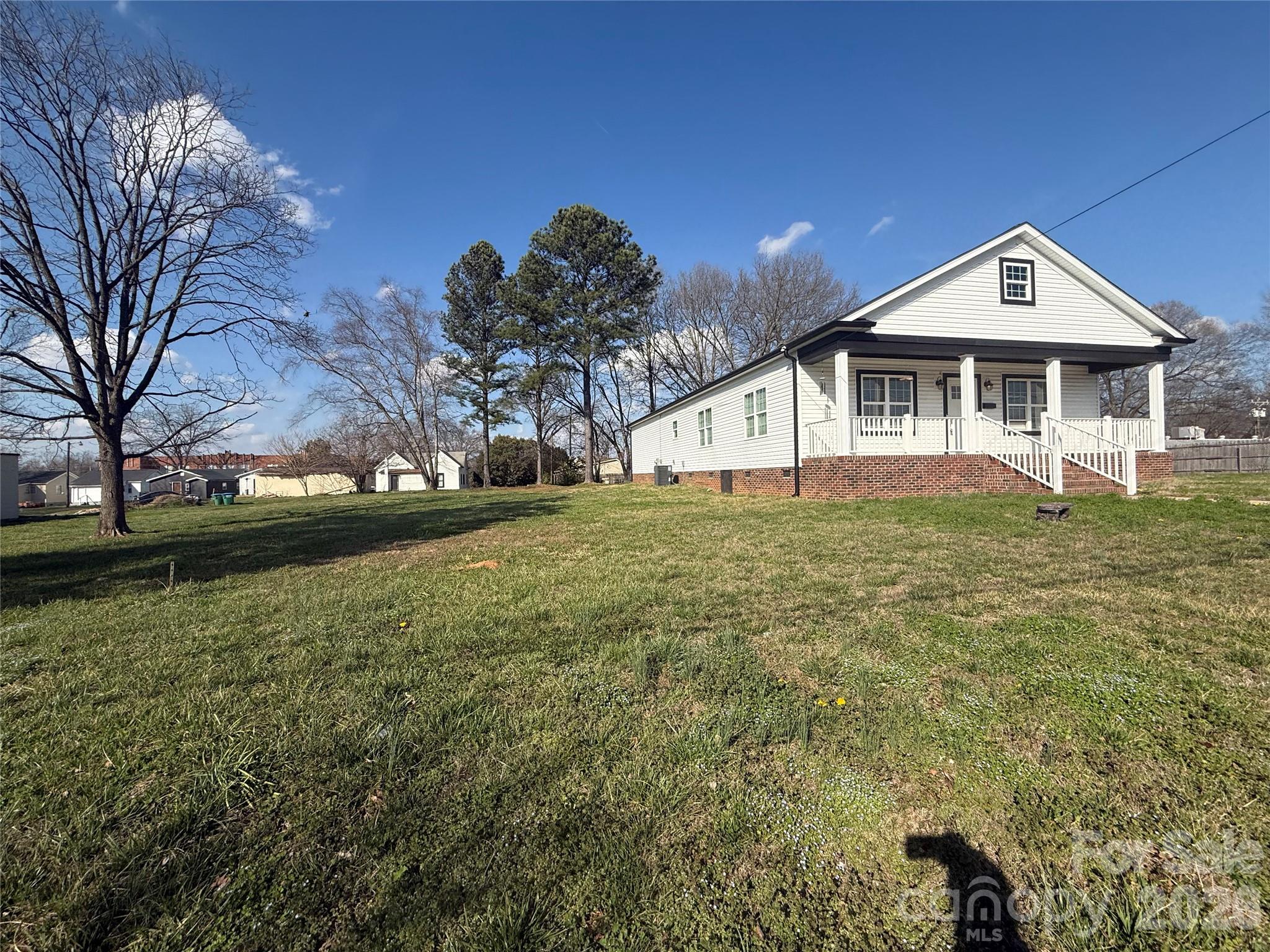 417 E Virginia Avenue — Bessemer City