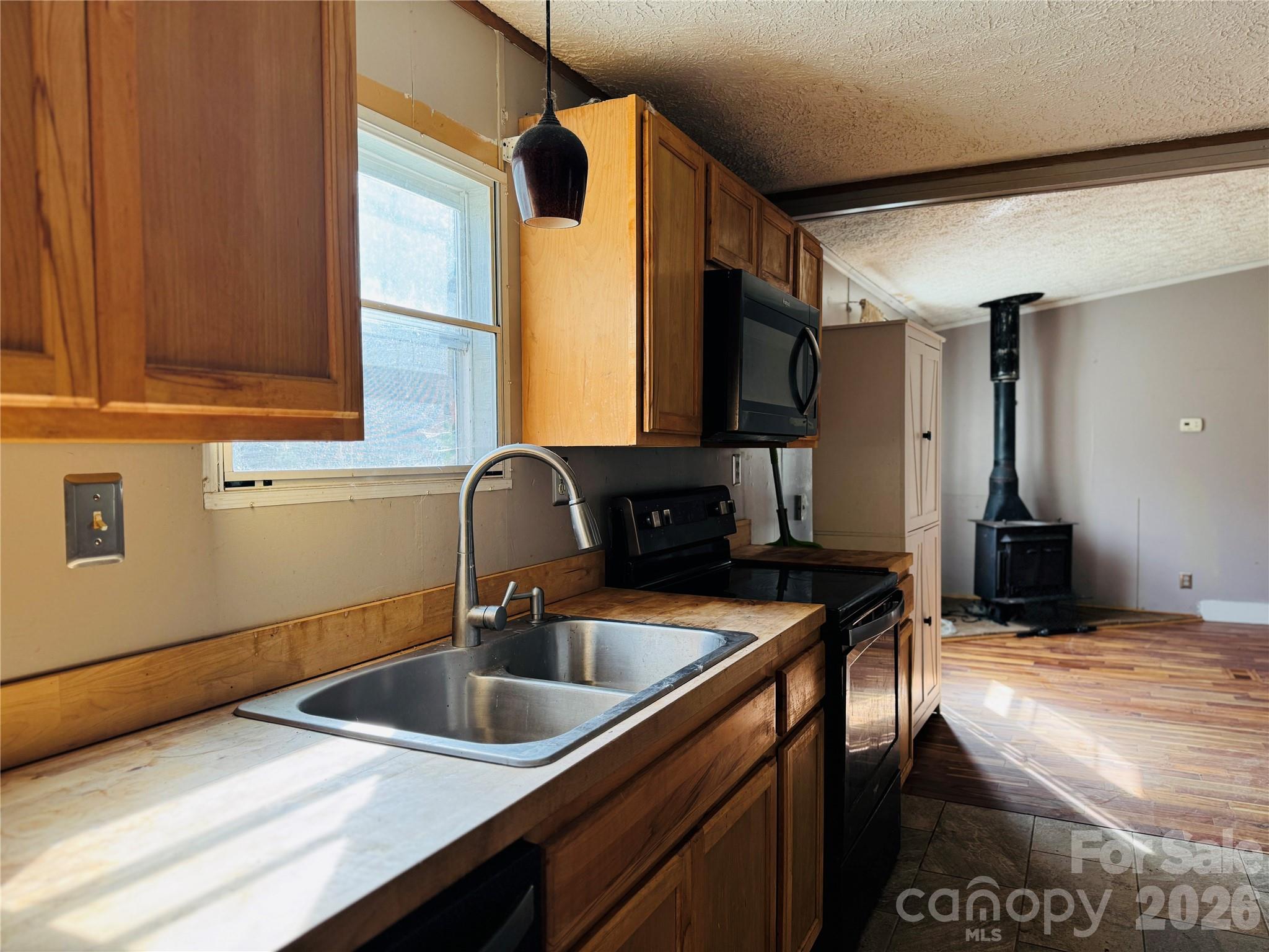 518 Nors Way — Lake Lure