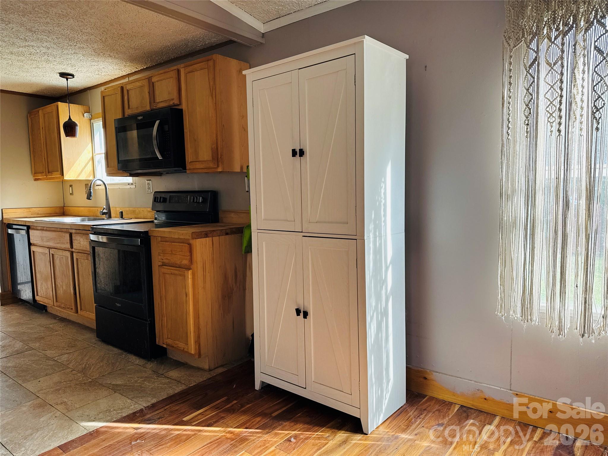 518 Nors Way — Lake Lure